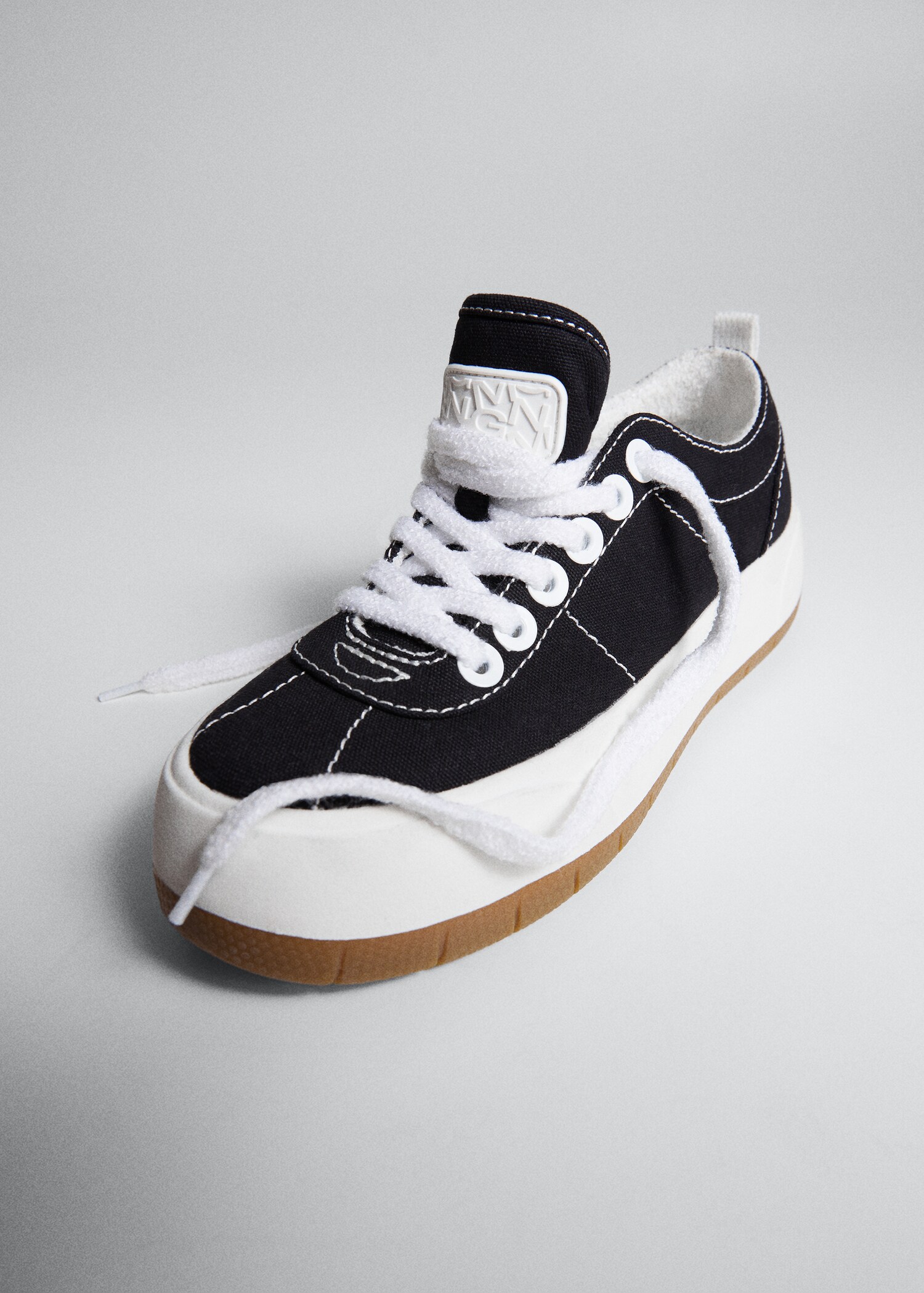 Platform lace-up sneakers - Details of the article 5