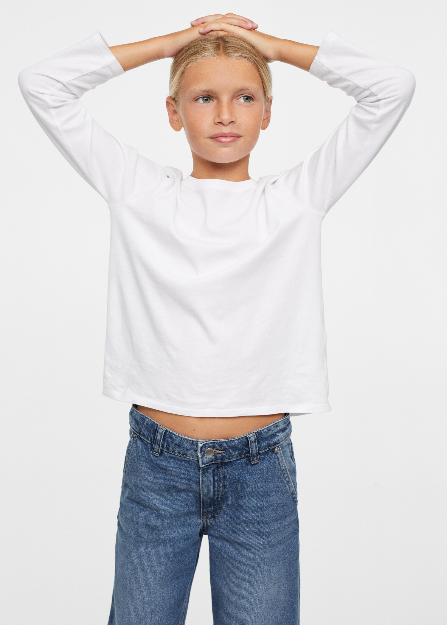 Jeans diritti bordo inferiore con risvolto - Dettaglio dell'articolo 2