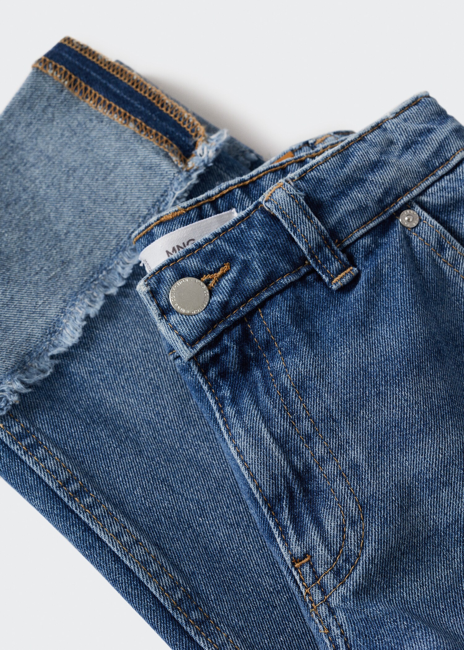Jeans diritti bordo inferiore con risvolto - Dettaglio dell'articolo 8