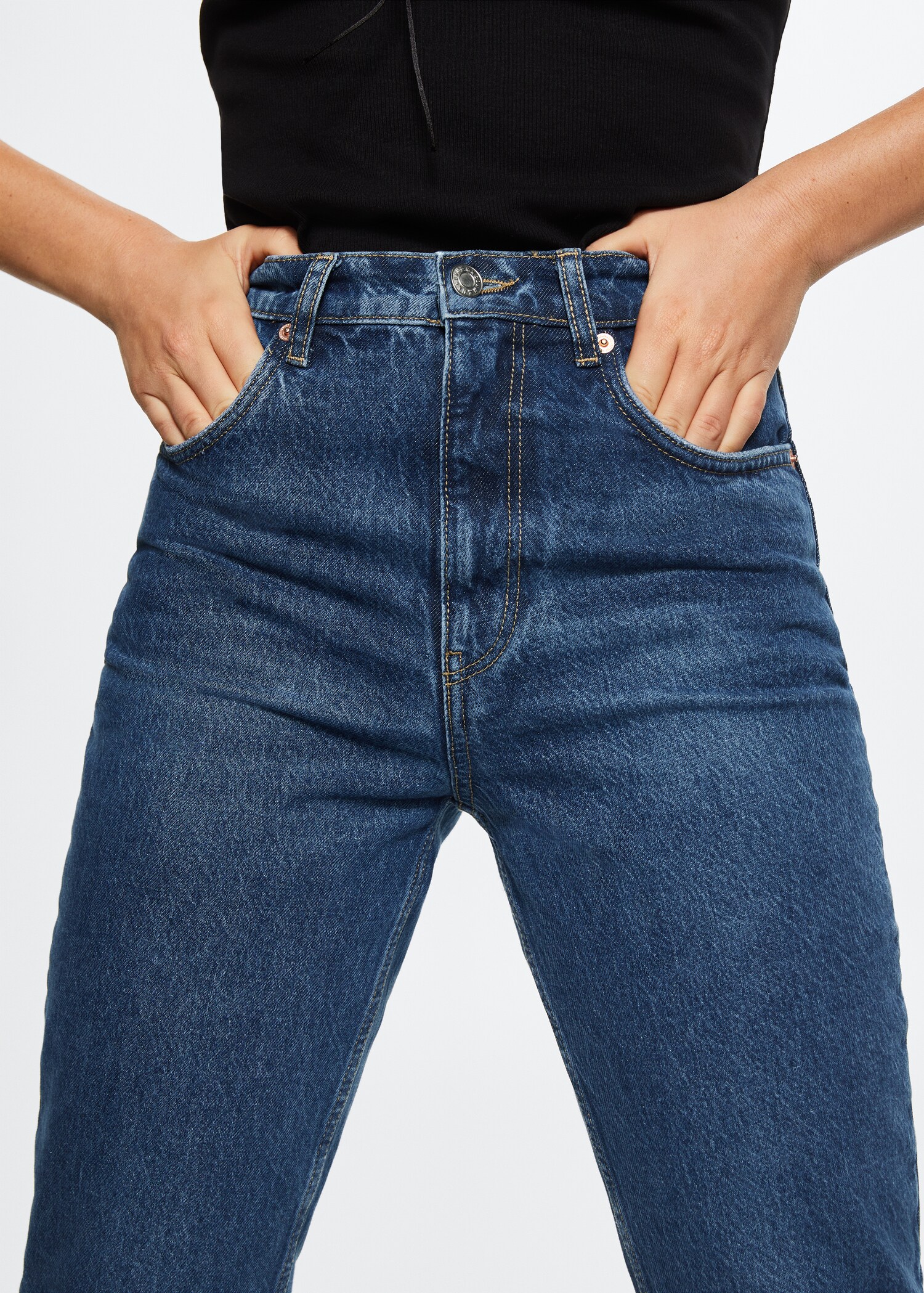 Mom high-waist jeans - Details of the article 2