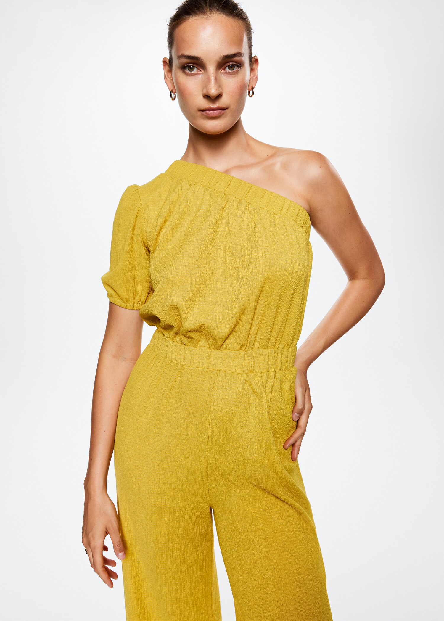 Asymmetrischer Jumpsuit mit Textur - Mittlere Ansicht