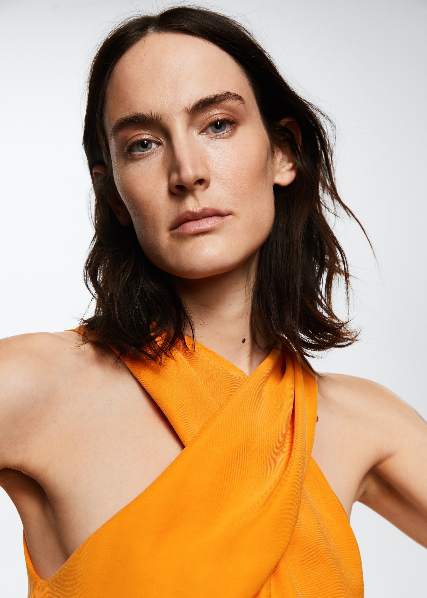 Crossover design top - Details of the article 1
