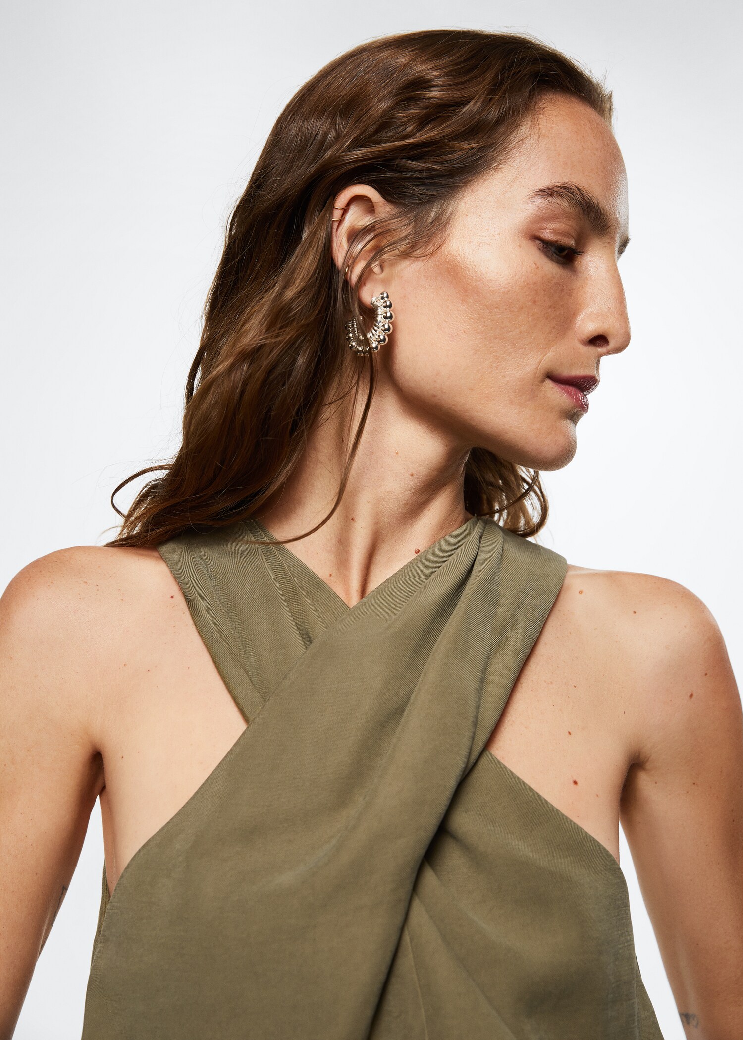 Crossover design top - Details of the article 2