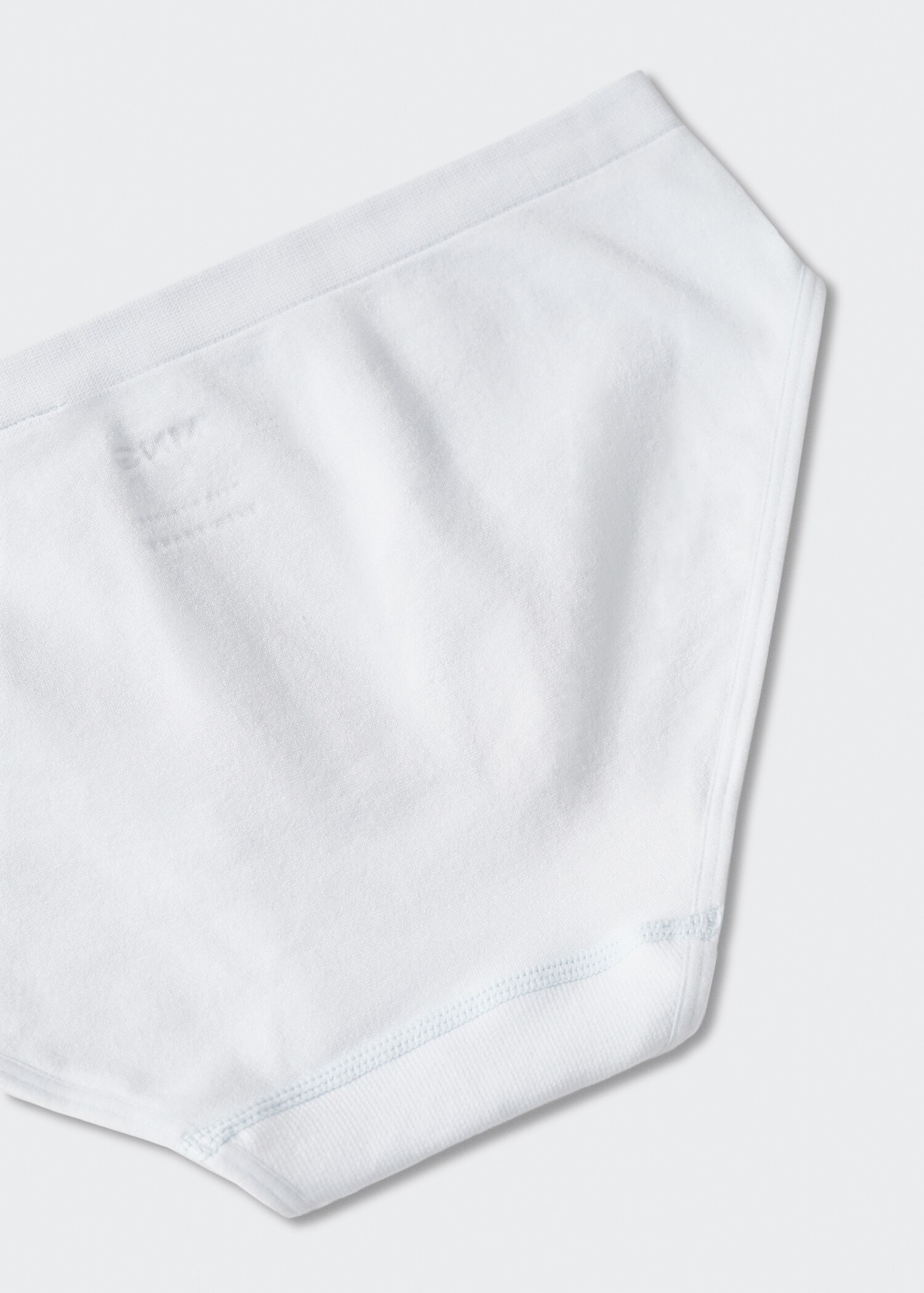 3 pack essential panty - Reverse of the article