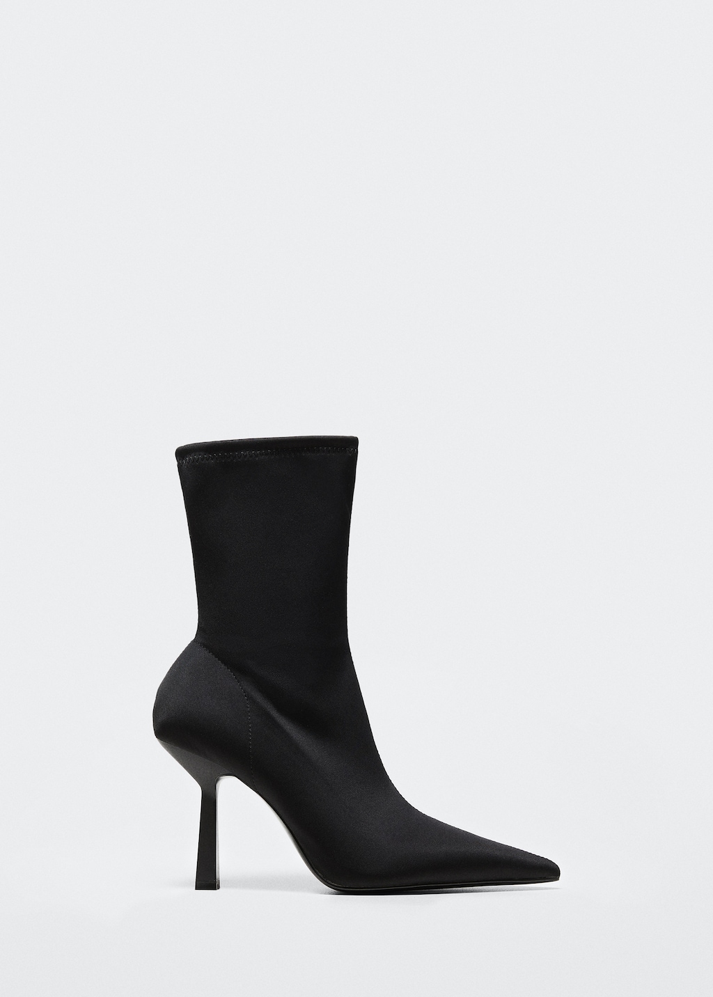 Heel sock boots