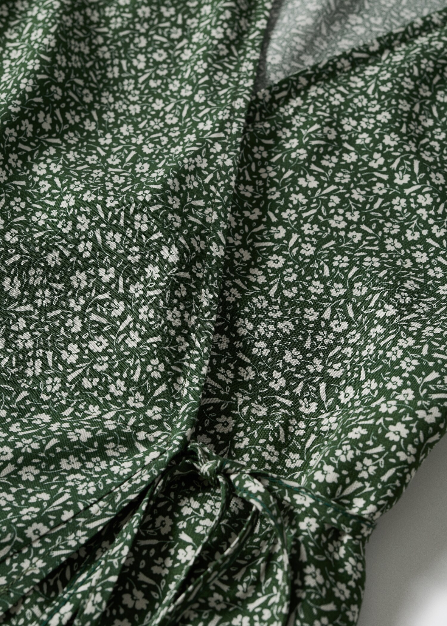 Flowy printed dress - Details of the article 8