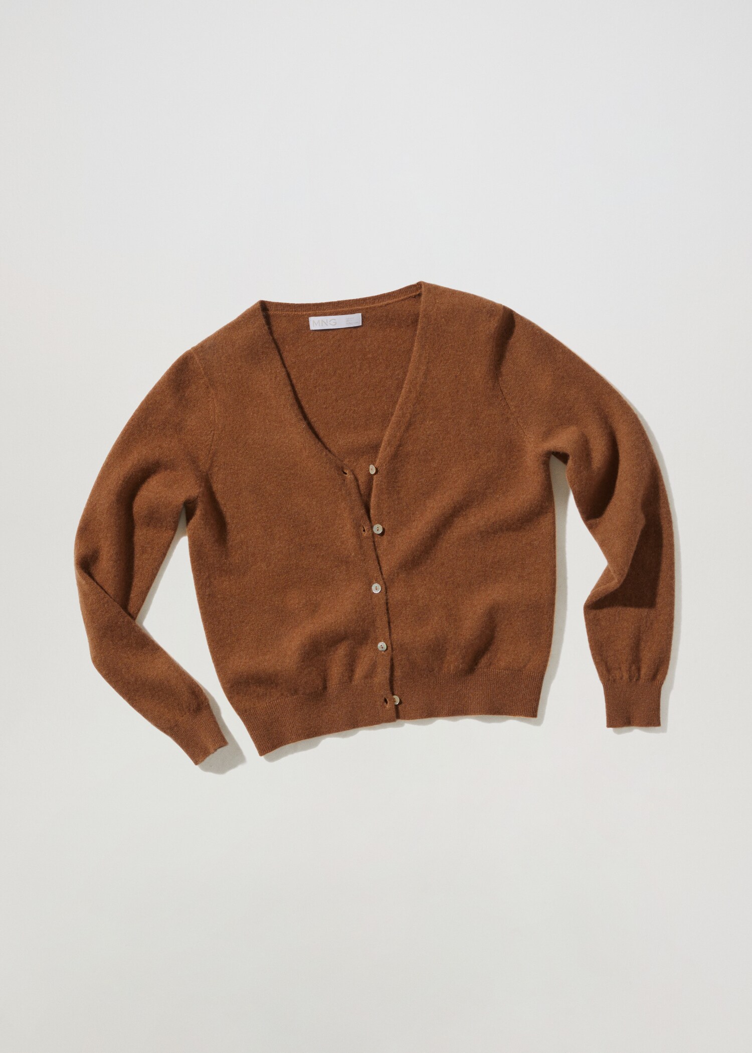 100% cashmere cardigan - Article without model