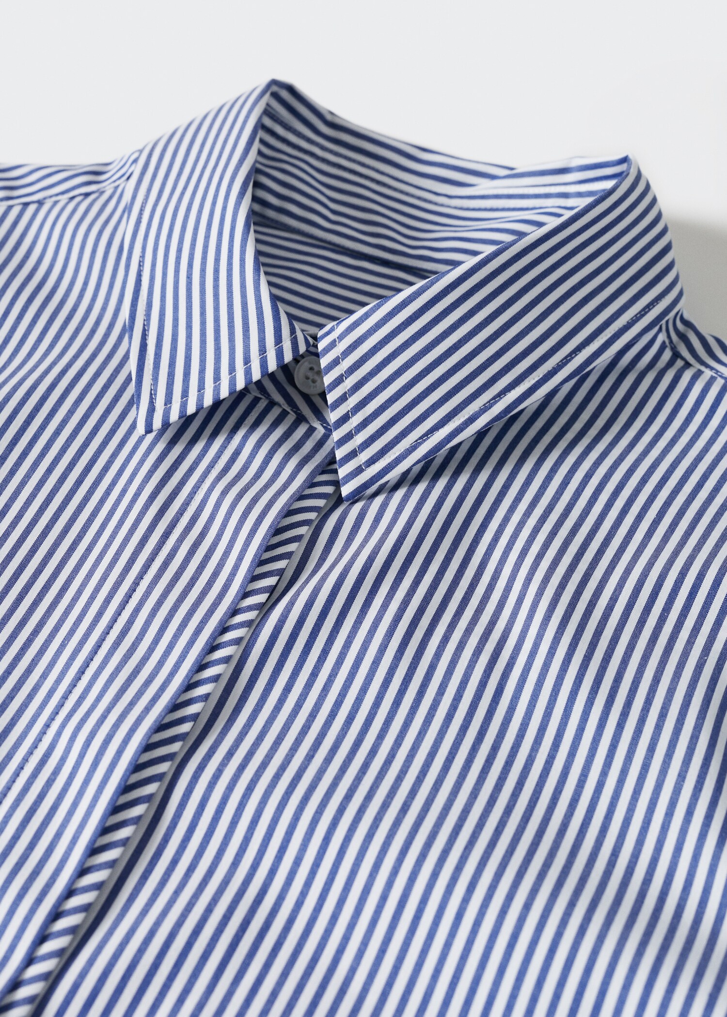 Slim-fit striped poplin shirt  - Details of the article 8