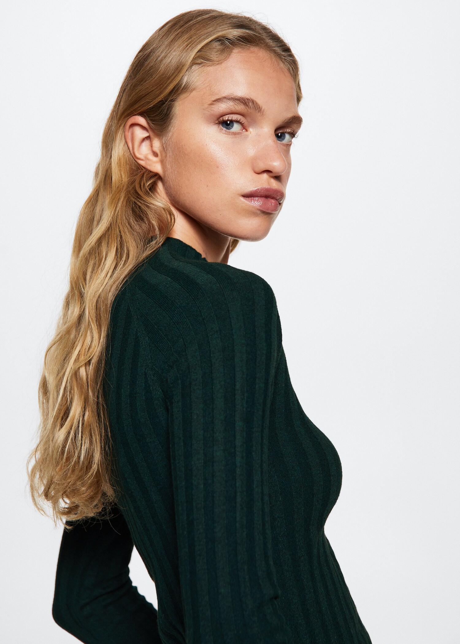 High collar ribbed knit  sweater - Details of the article 1