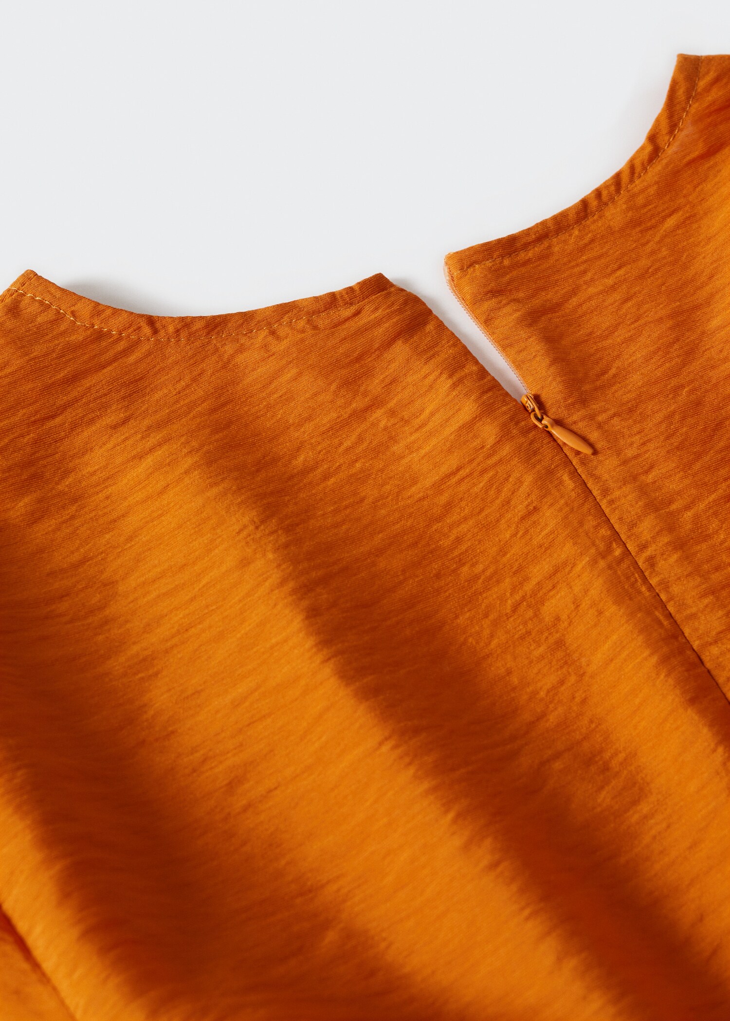 Belt satin dress - Details of the article 8