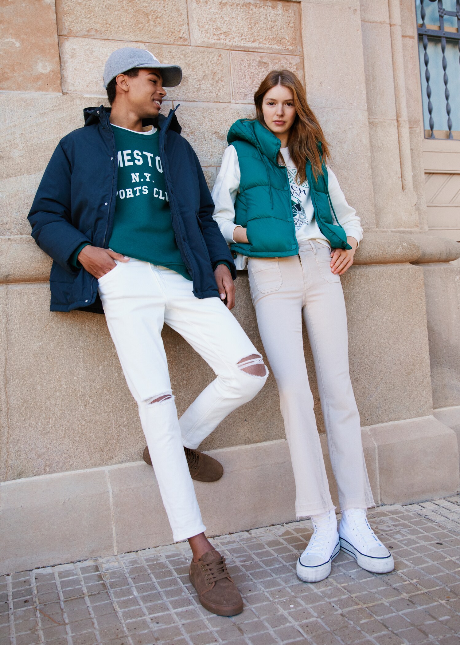 Flared jeans met gerafelde zomen - Detail van het artikel 5