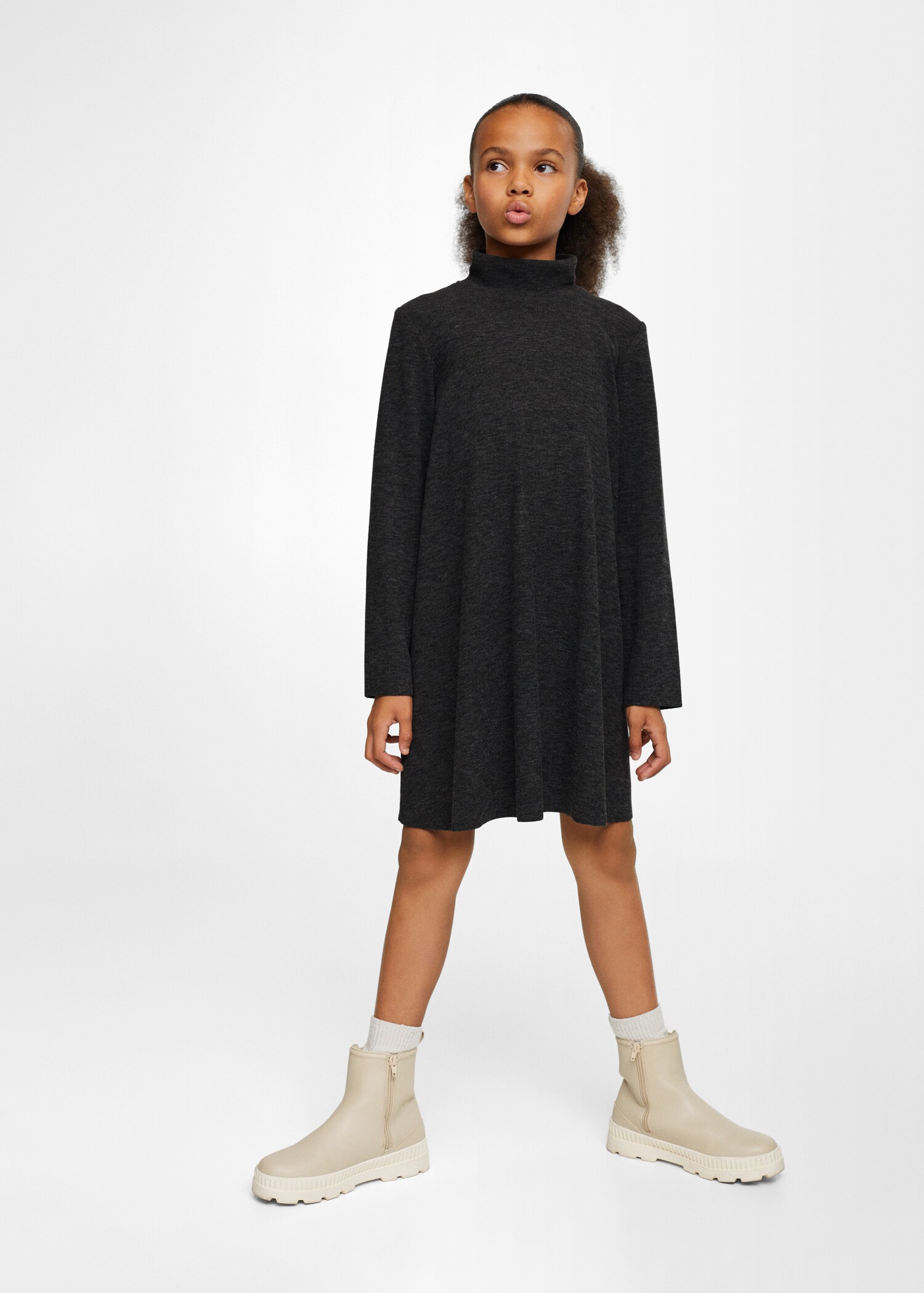 Knitted Perkins neck dress - Medium plane