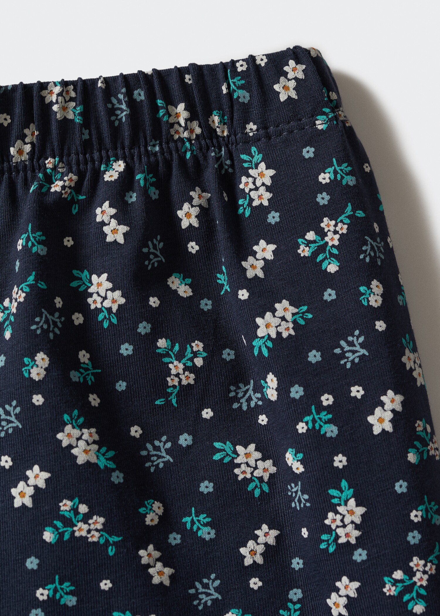 Baumwoll-Pyjama mit Blumenmuster - Detail des Artikels 9