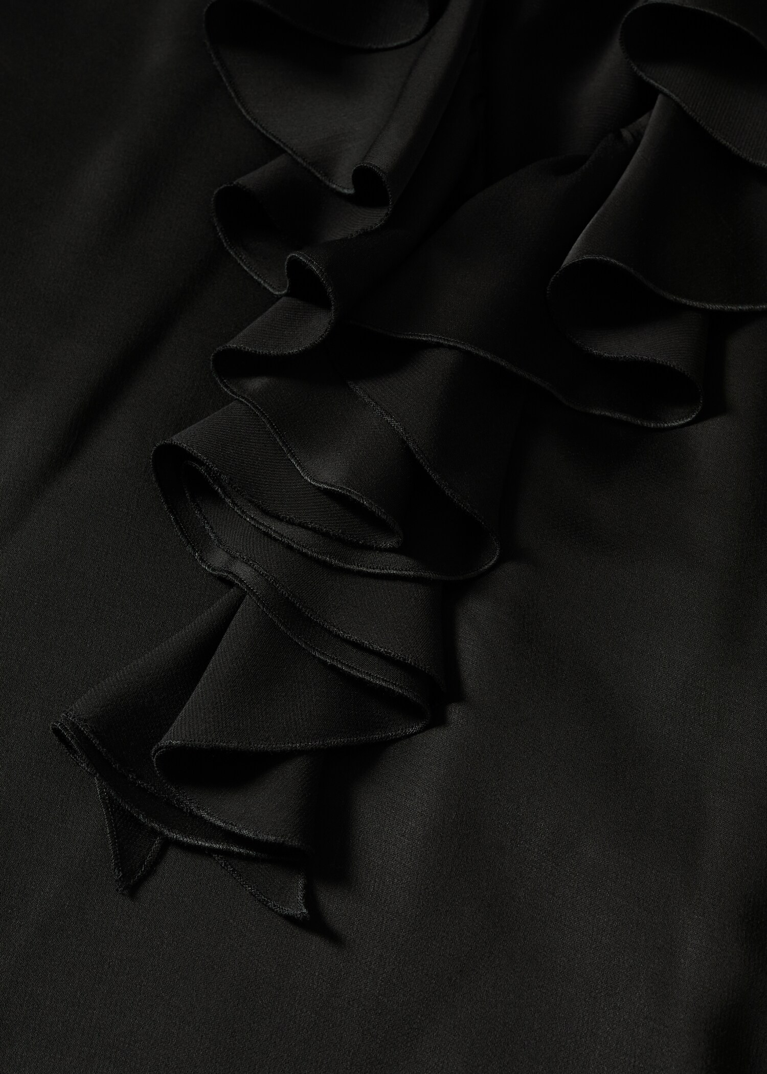 Ruffled neck blouse - Details of the article 8