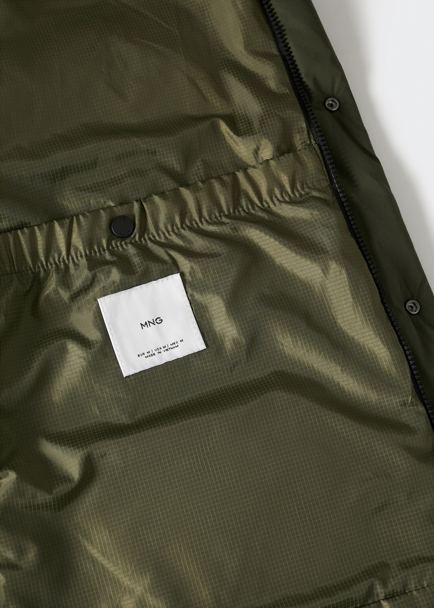 Thermoregulating long anorak - Details of the article 8