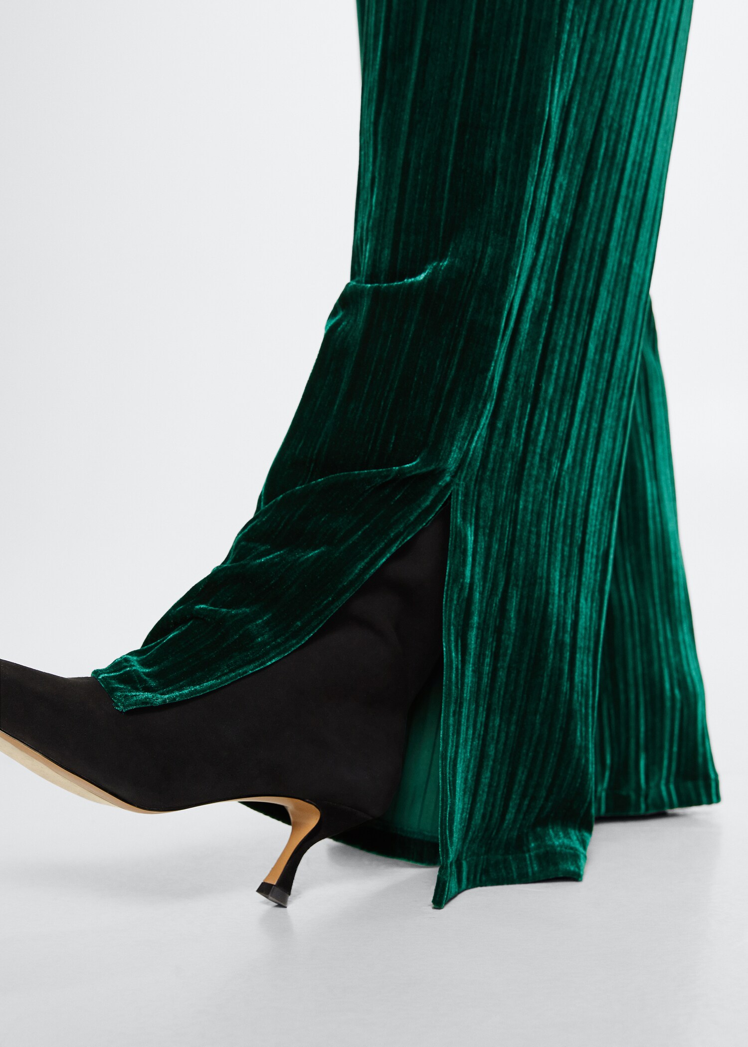 Straight velvet trousers - Details of the article 2