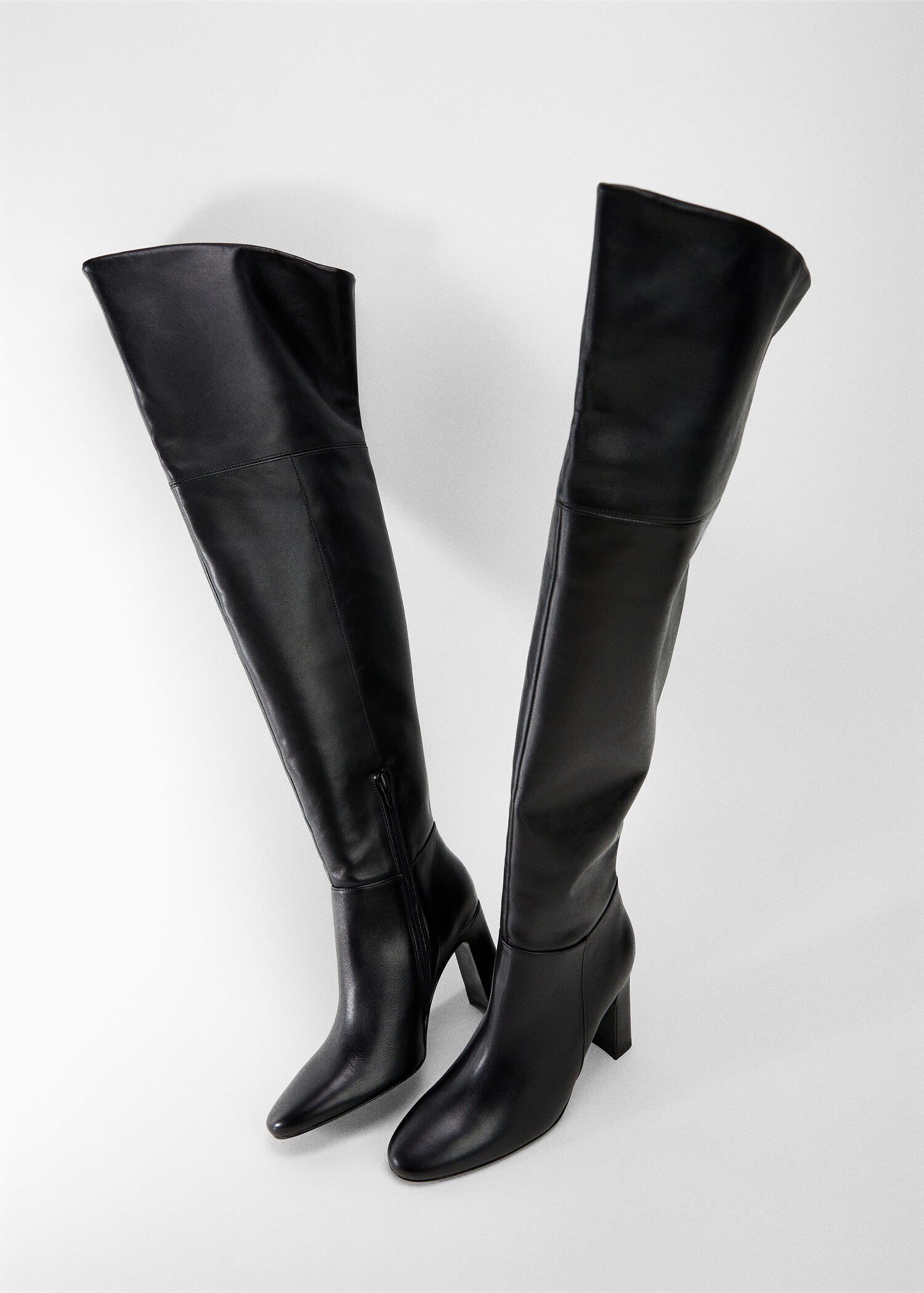 Leather boots with tall leg - Details of the article 5