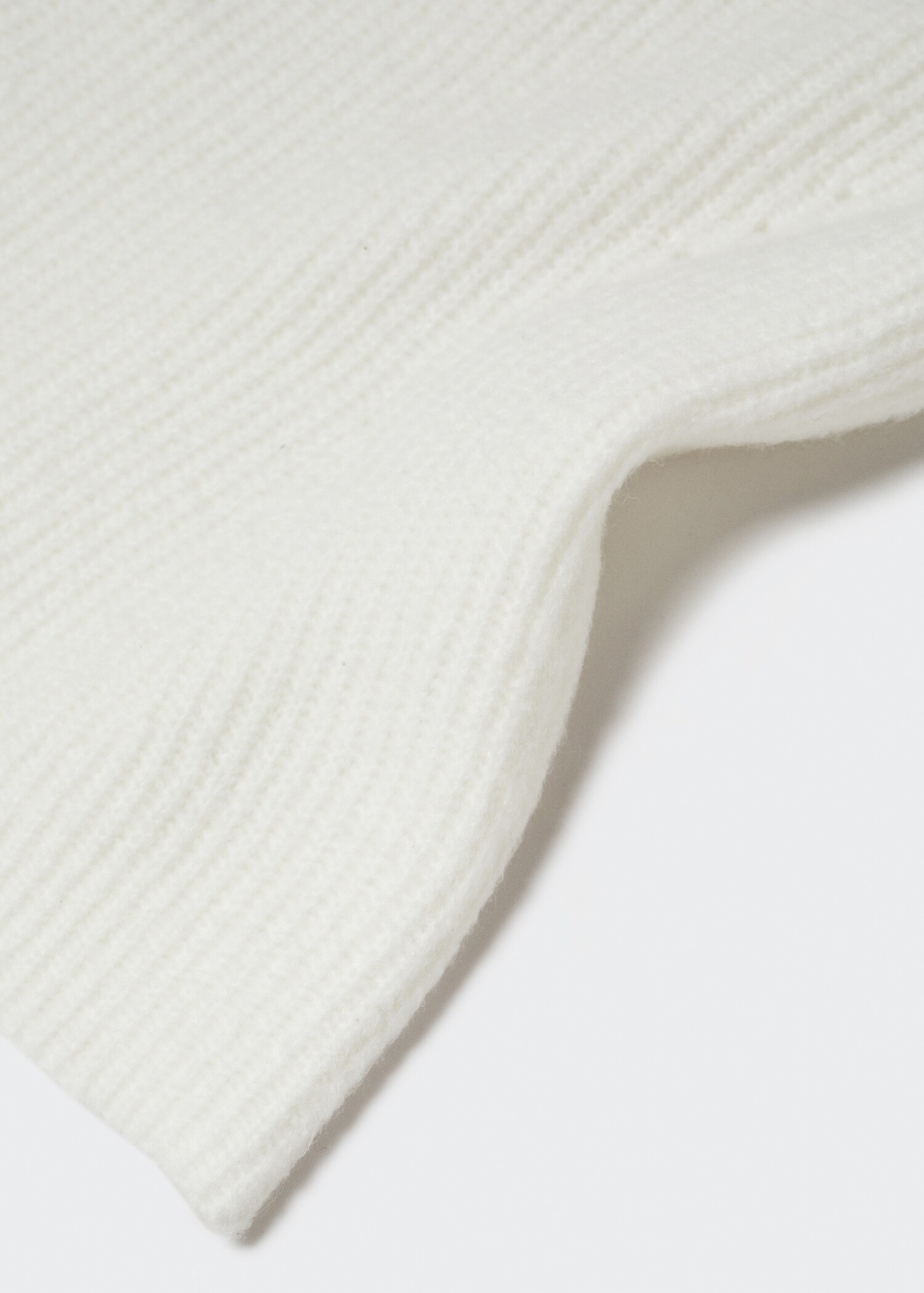 V-neck sweater - Details of the article 8