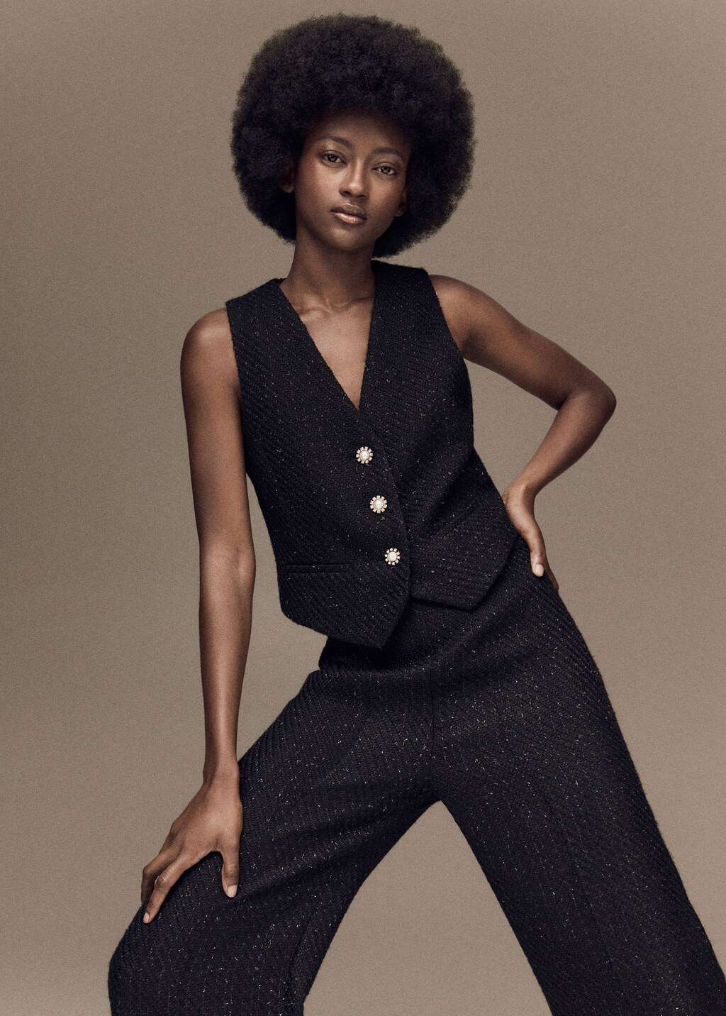 Tweed gilet | MANGO Iraq