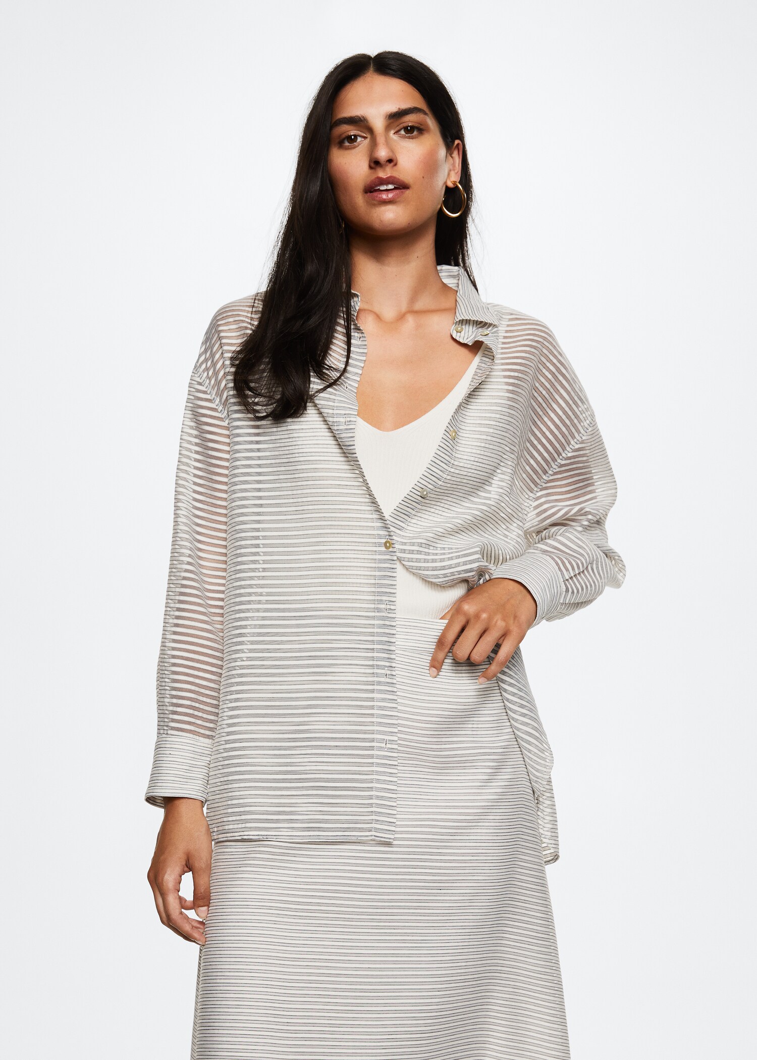Camisa oversize rayas - Plano medio
