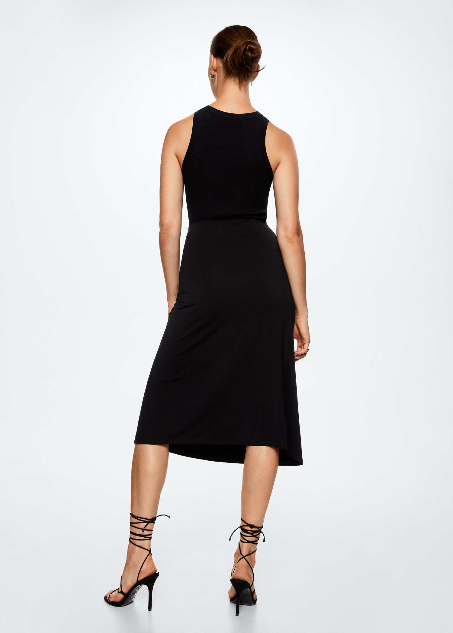 Decorative knot skirt - Reverse of the article