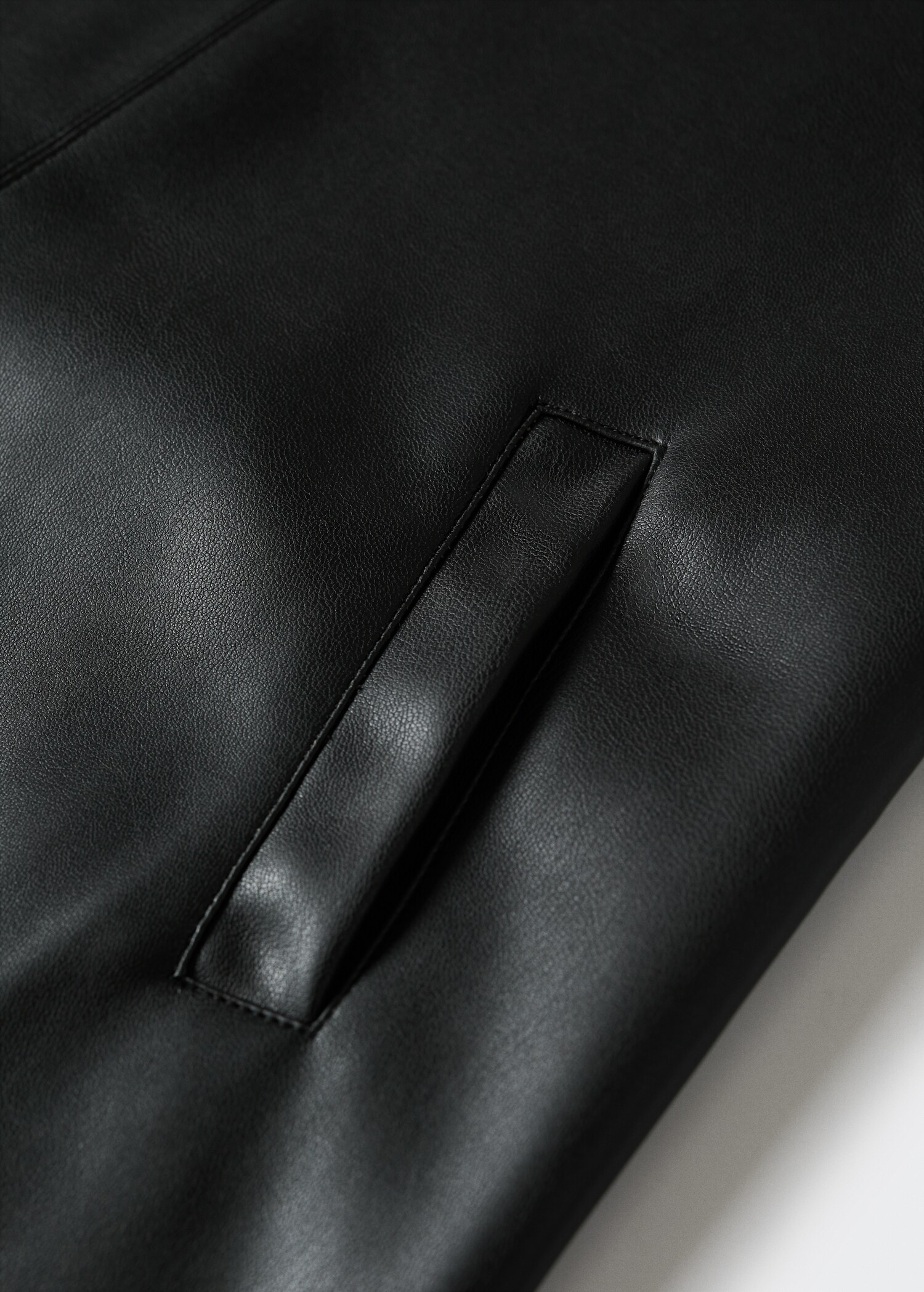 Robe effet cuir - Détail de l'article 8