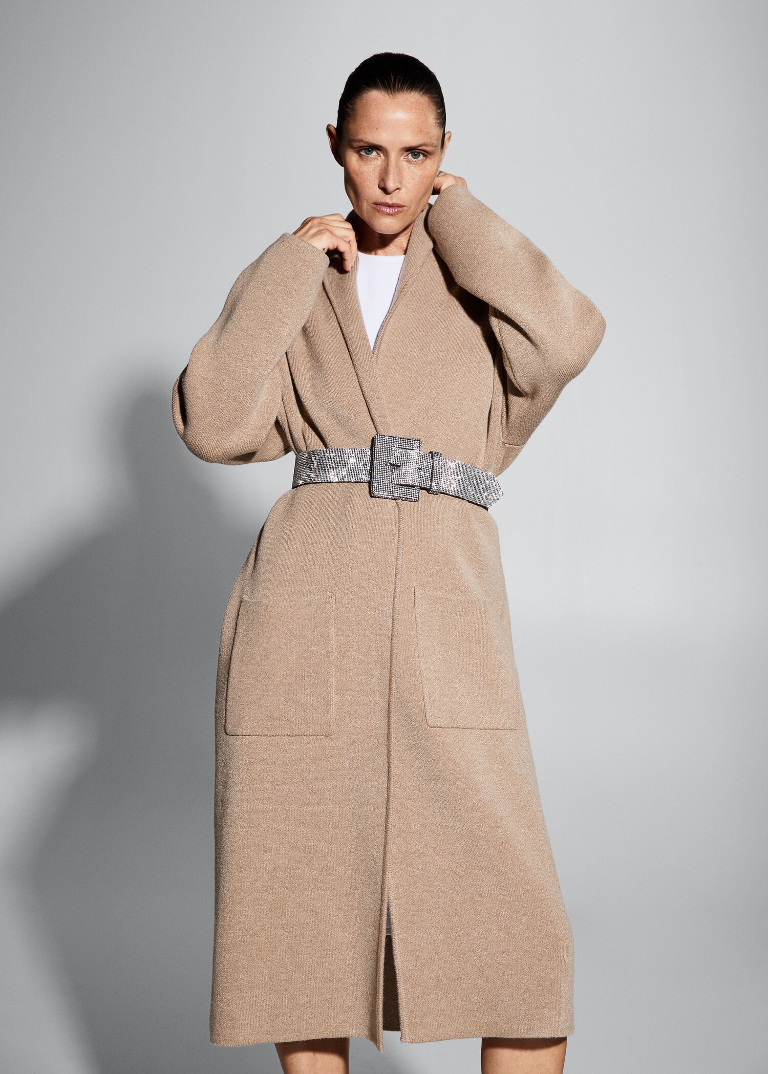 Oversized knitted coat with pockets - Details of the article 6