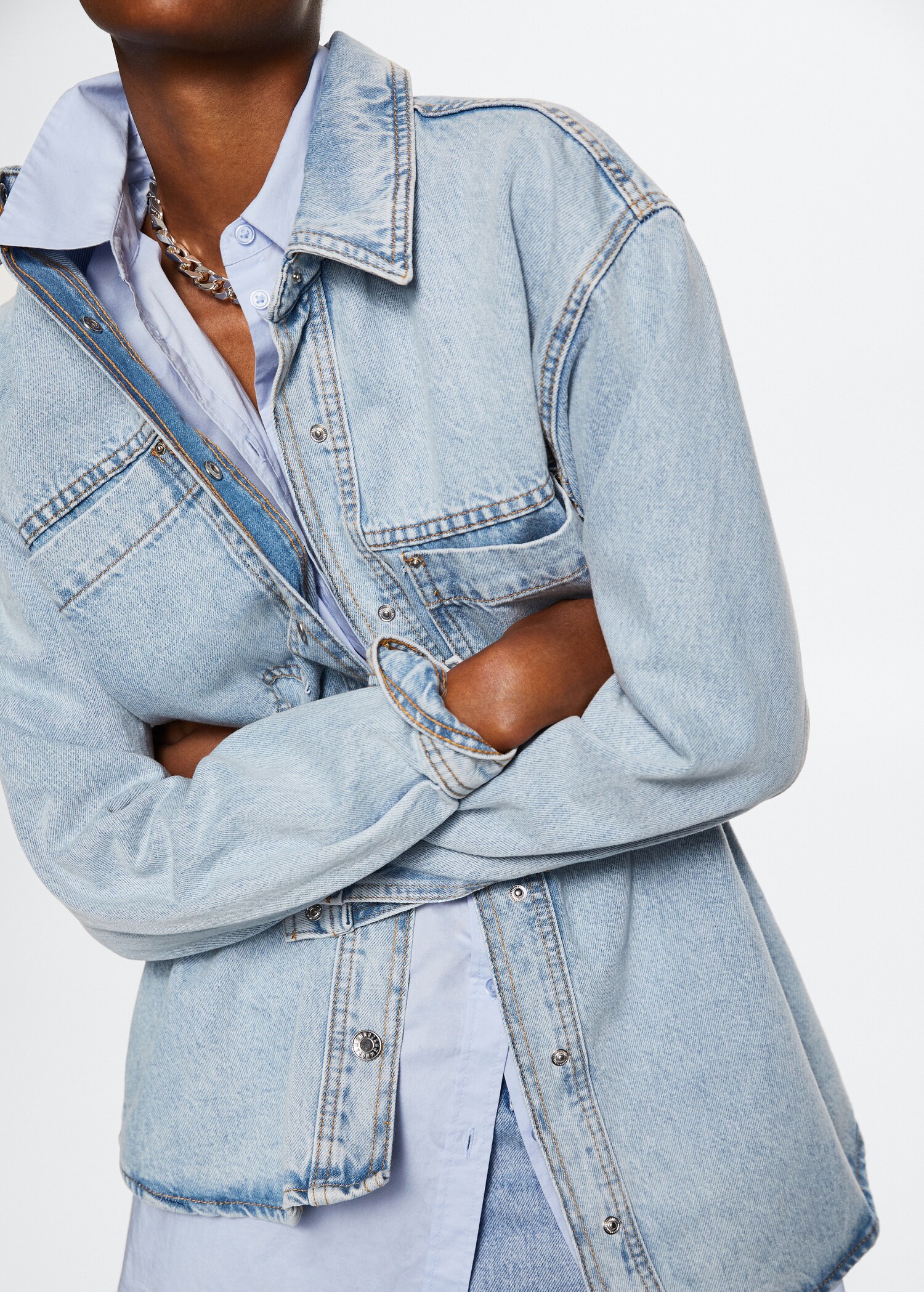 Sobrecamisa vaquera oversize - Detalle del artículo 6