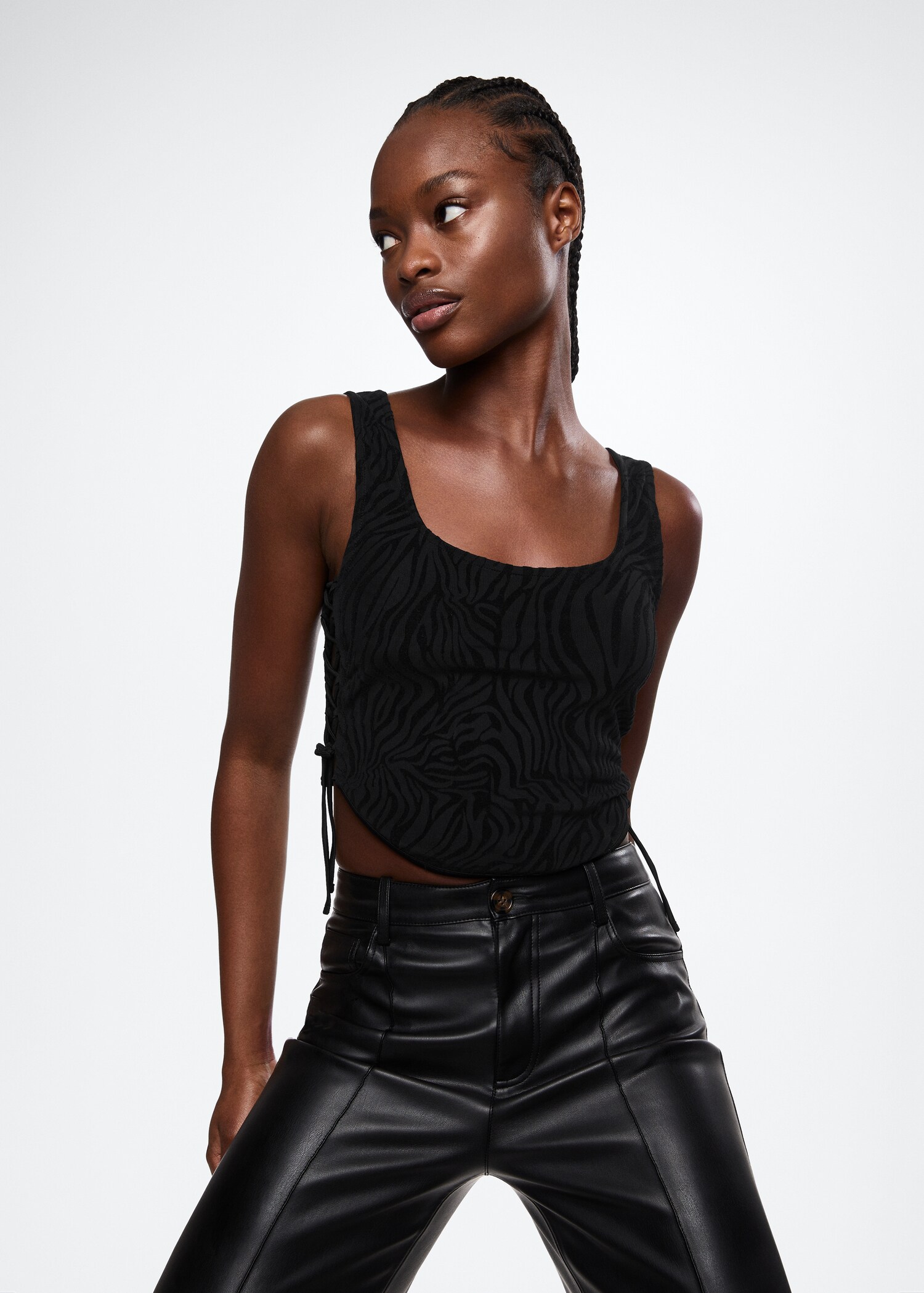 Top with lace detail - Medium plane