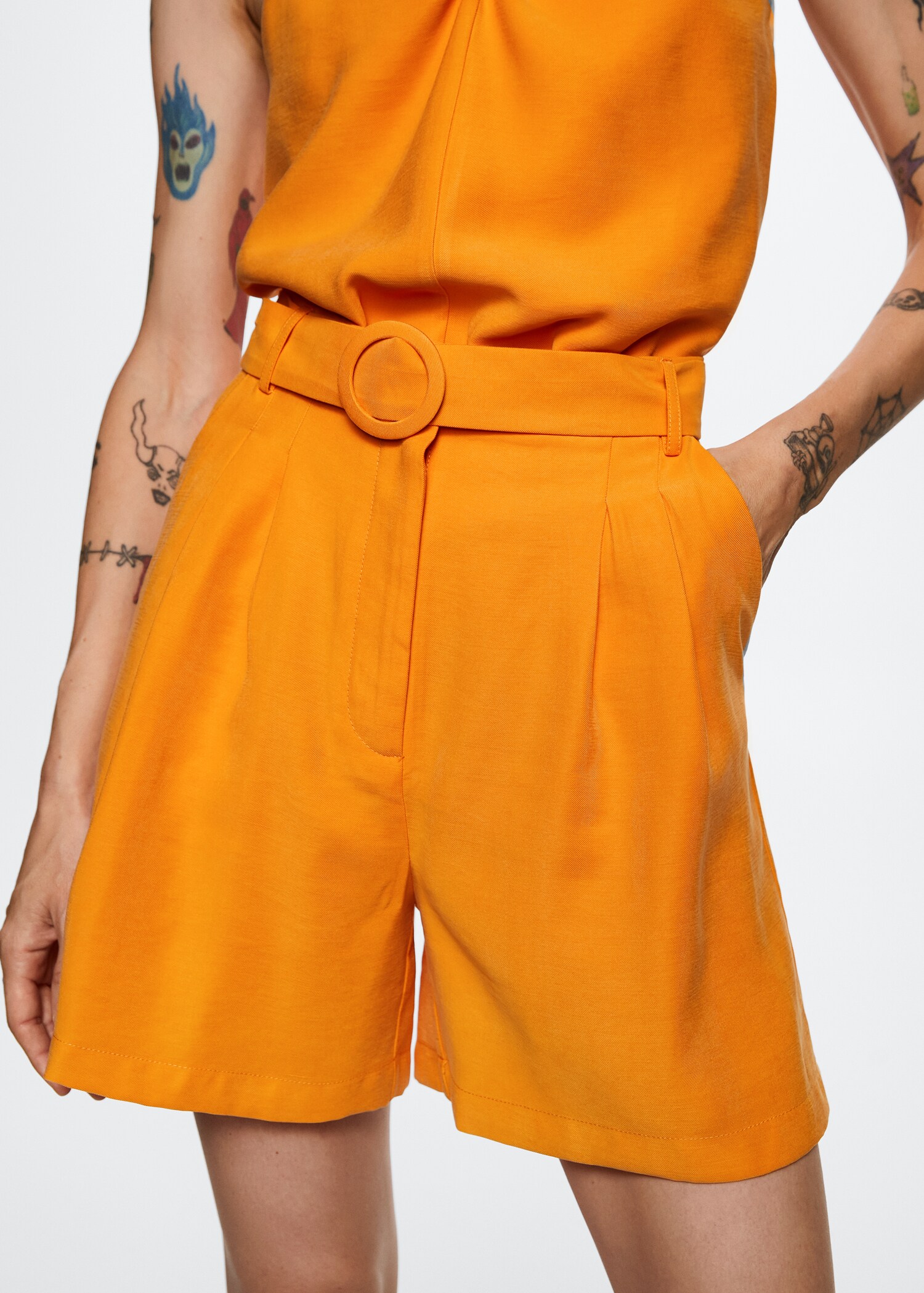 Belt high-waist shorts - Details of the article 1