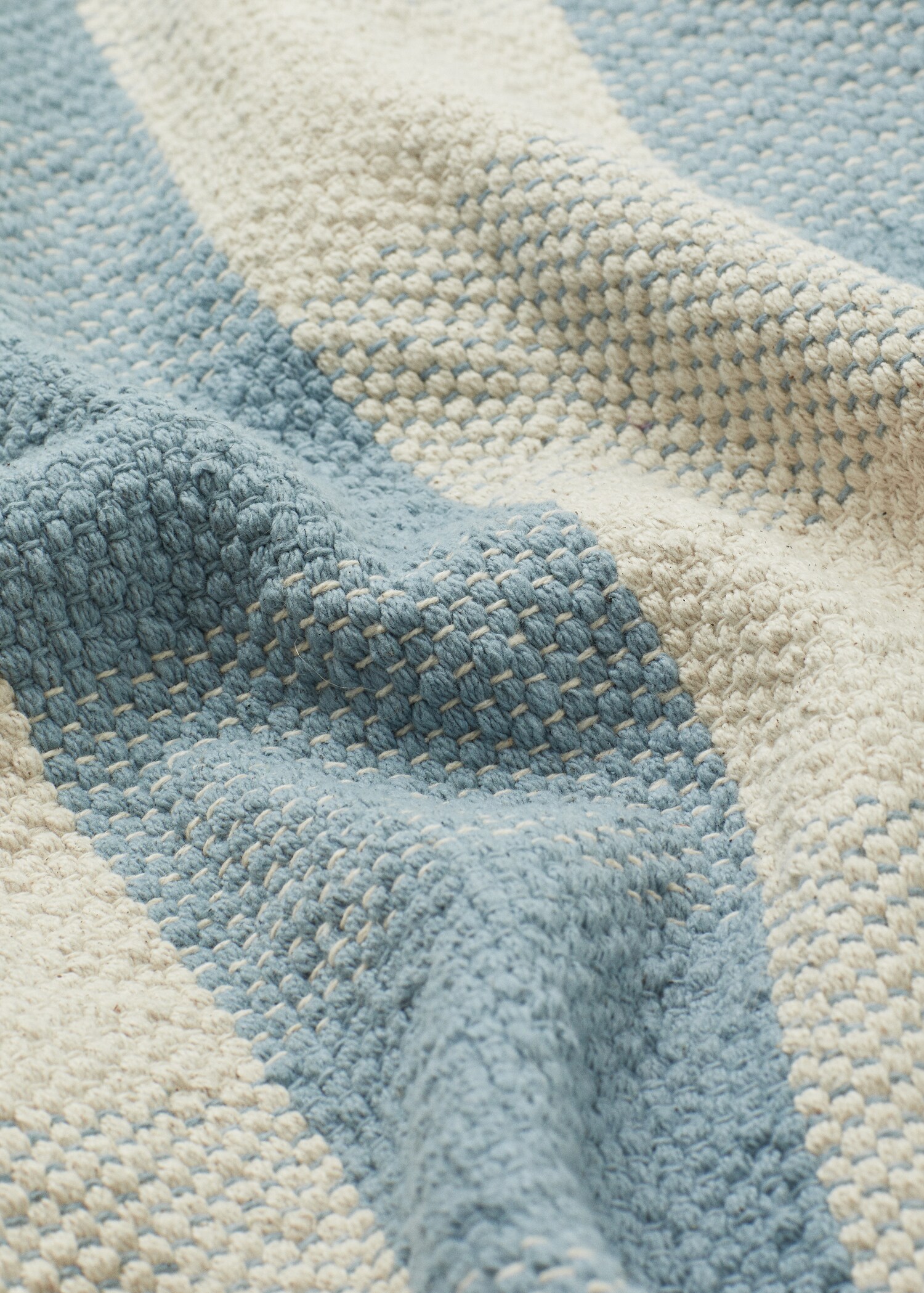 Almofada aos quadrados com franjas 70 x 150 cm - Pormenor do artigo 2