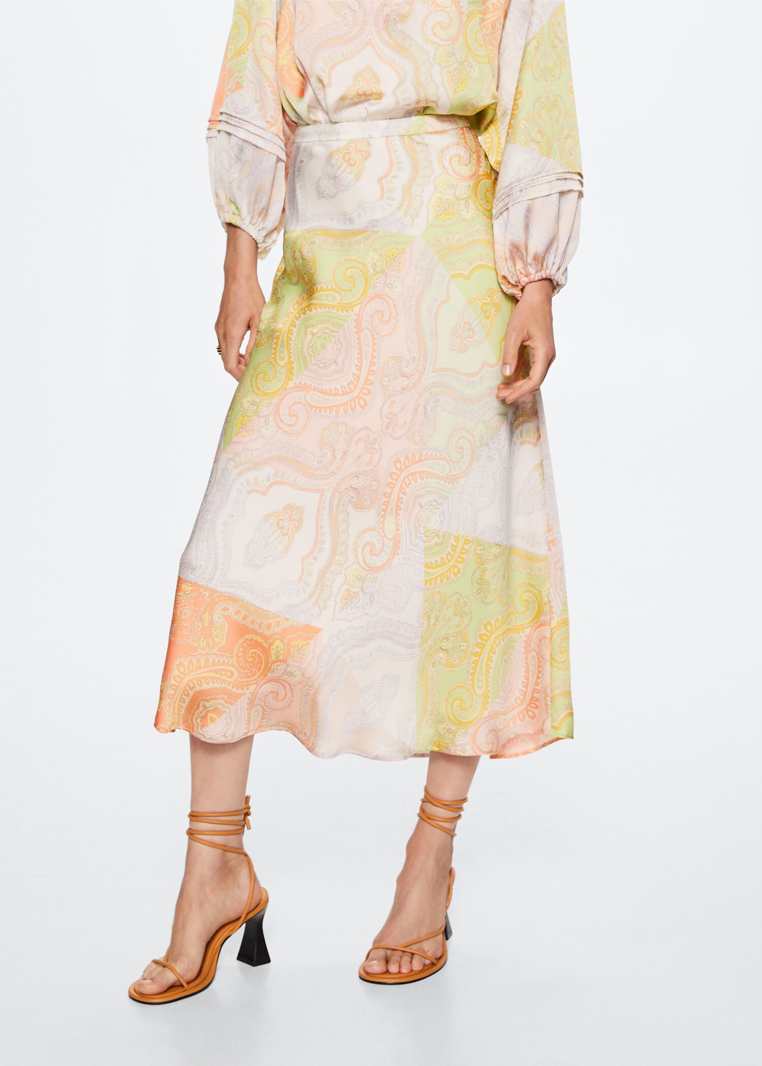 Rock mit Paisley-Muster - Mittlere Ansicht
