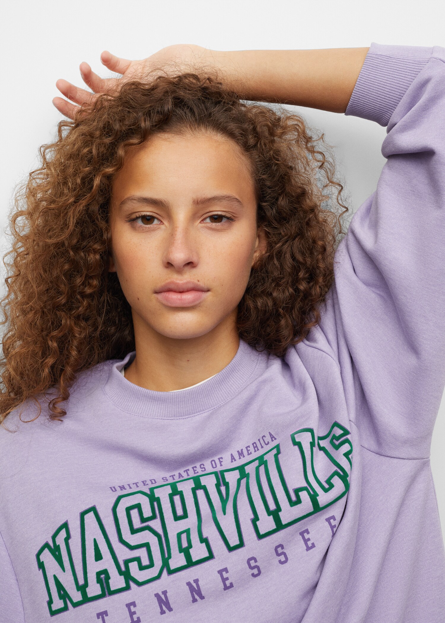Oversized printed sweatshirt - Details of the article 1
