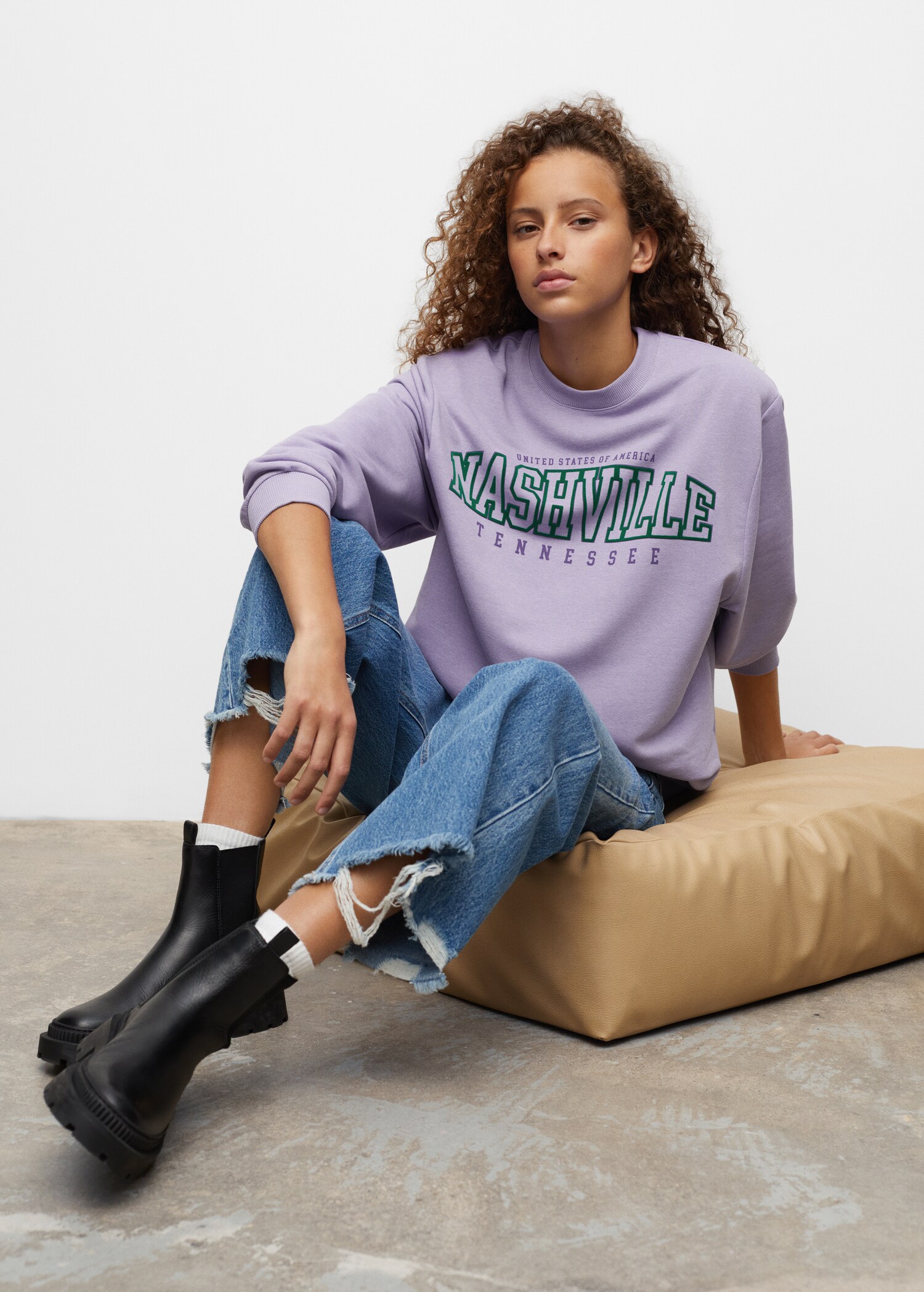 Oversized printed sweatshirt - Details of the article 2