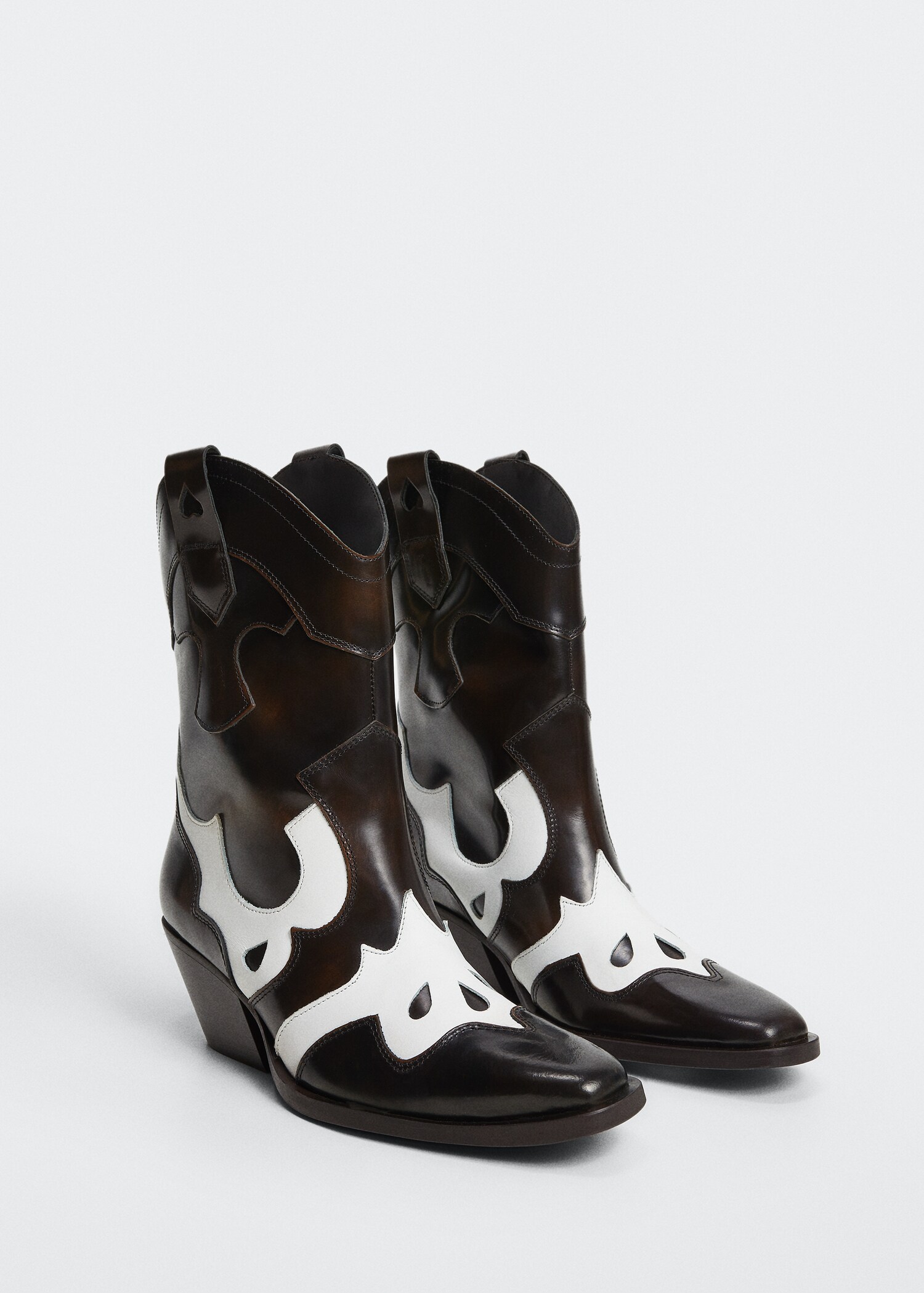 Leather cowboy ankle boots - Medium plane