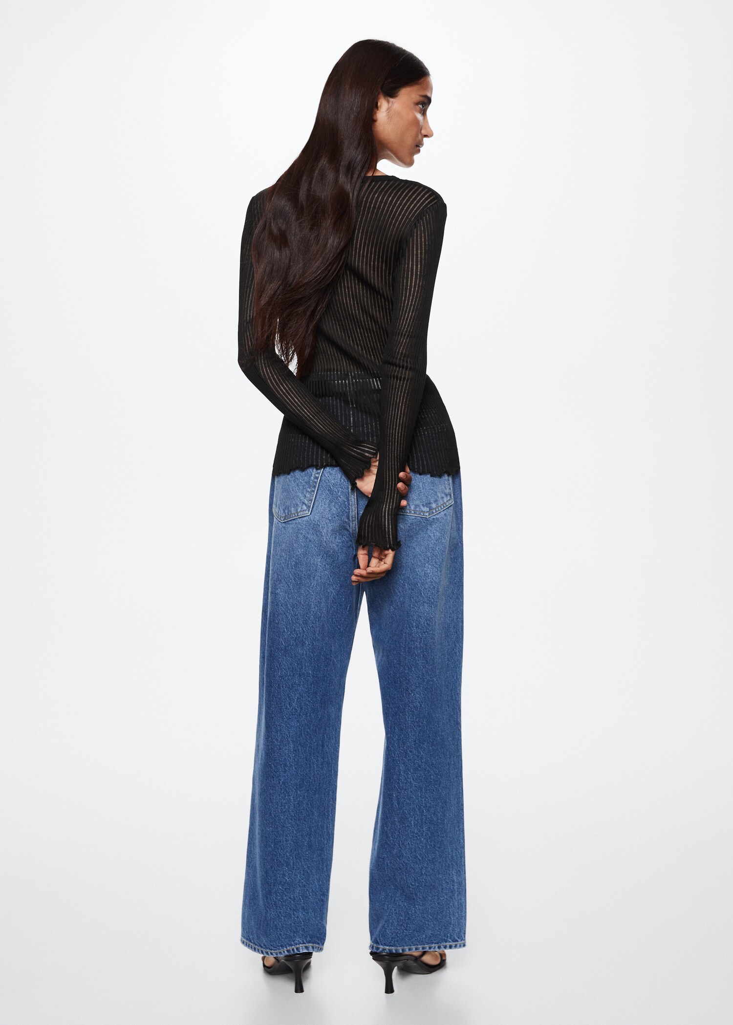 Long sleeve silk t-shirt - Reverse of the article