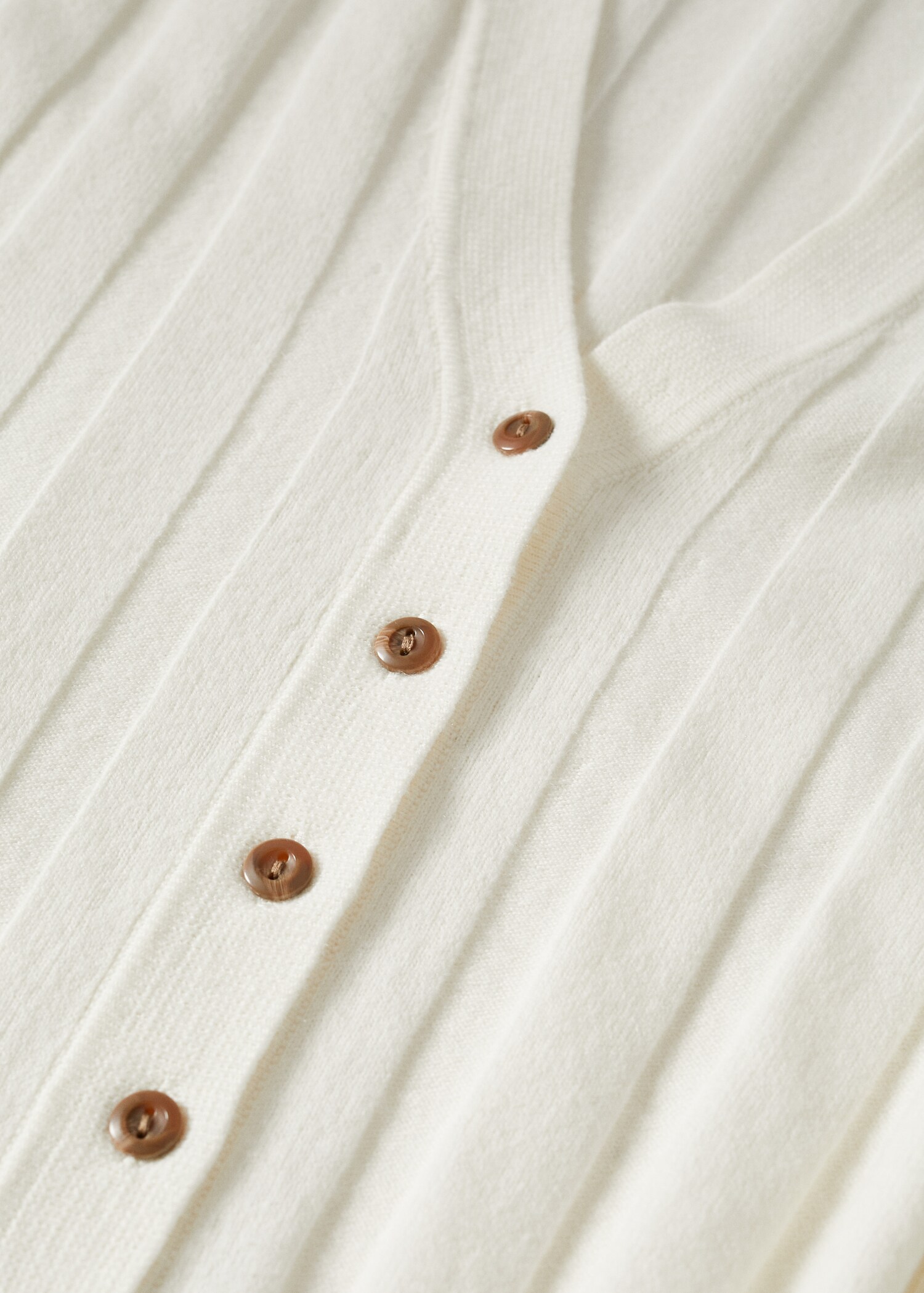 Cardigan ribbet knapper - Artikkeldetalj 7