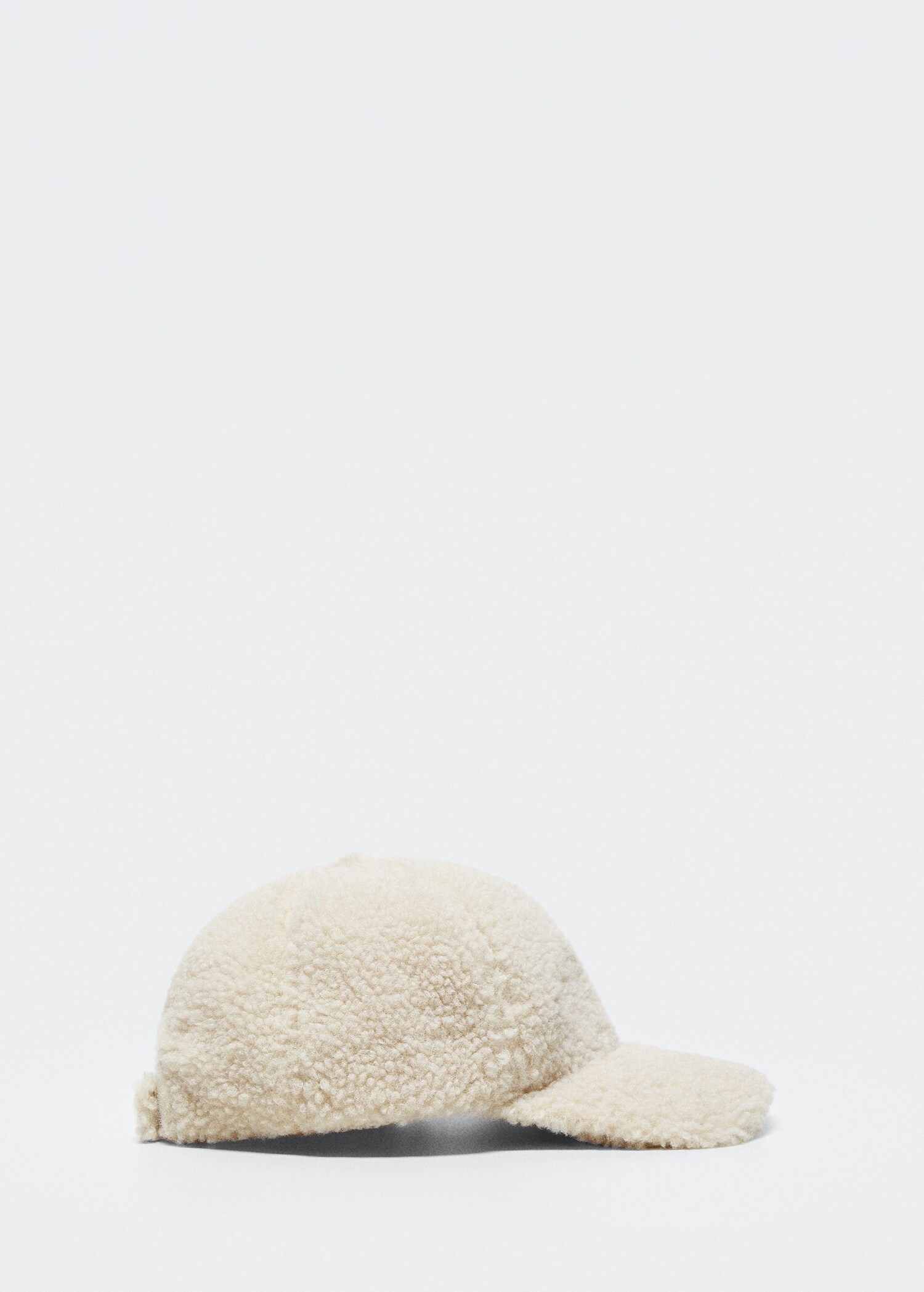 Casquette effet peau de mouton - Article sans modèle