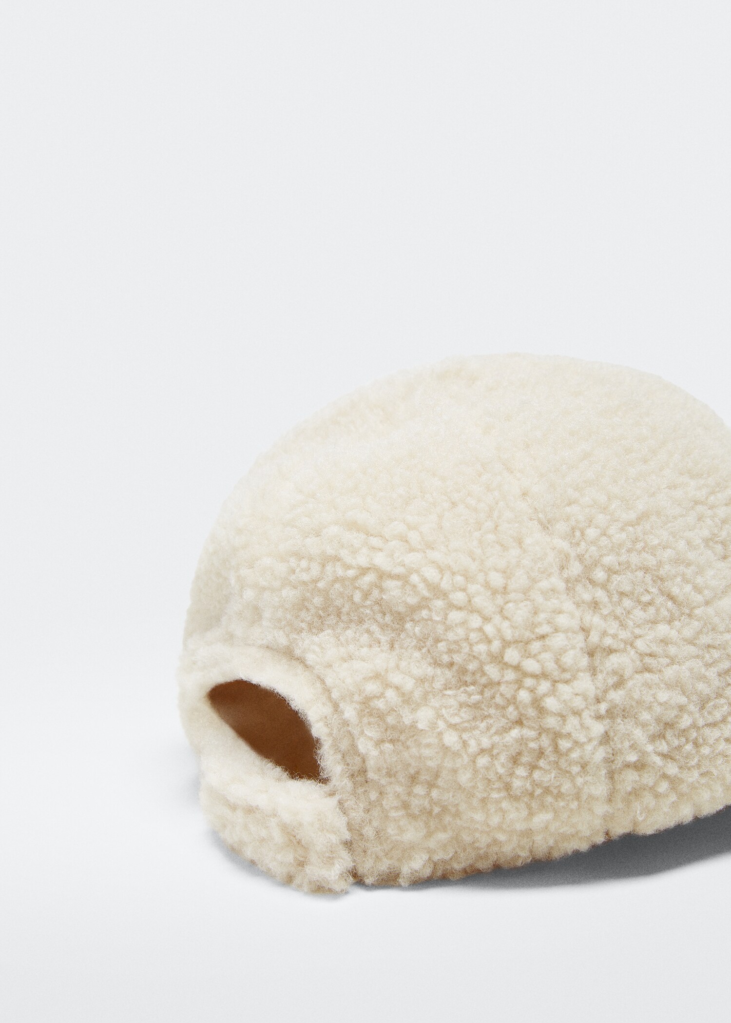 Casquette effet peau de mouton - Détail de l'article 1