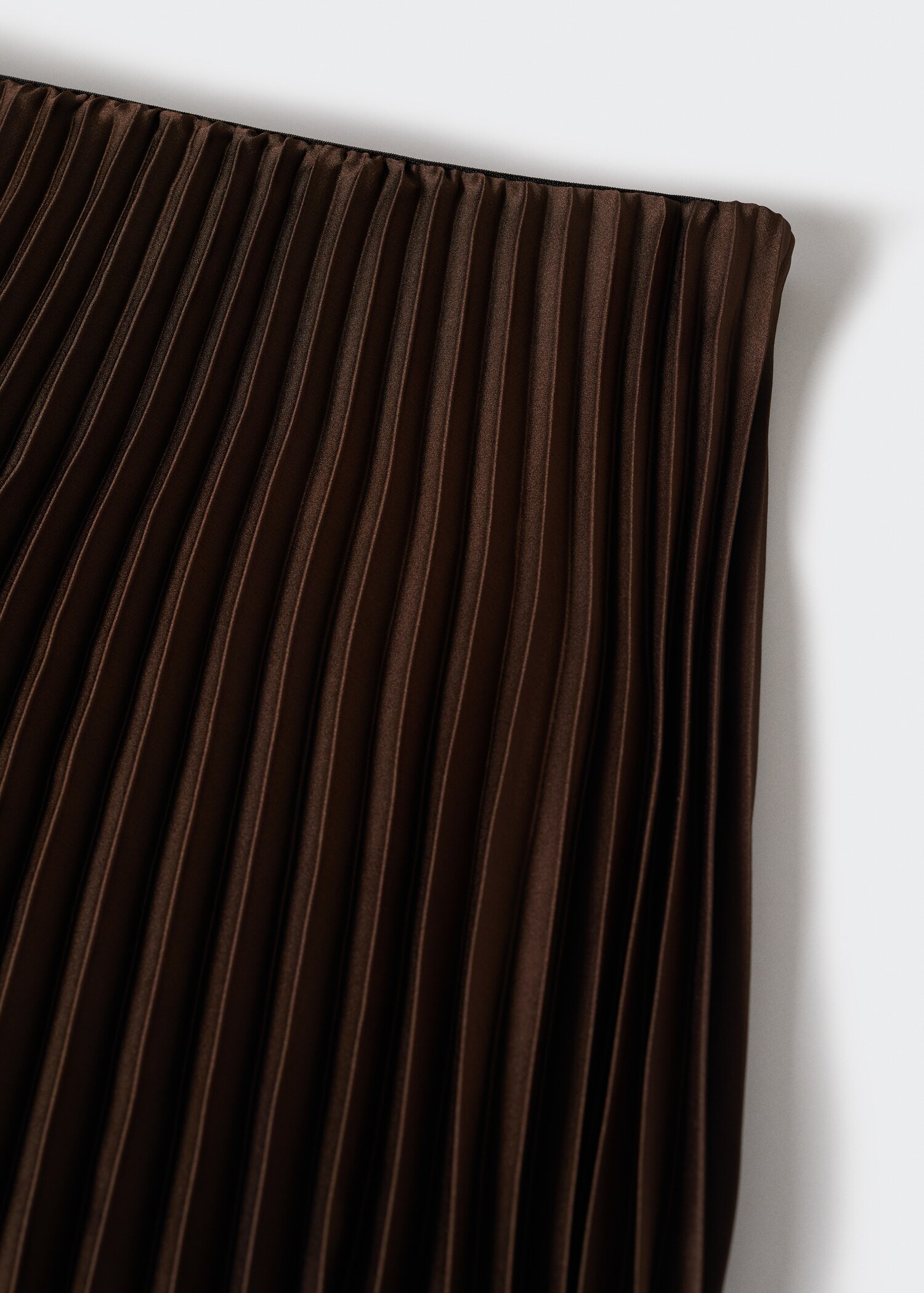Satin pleated skirt - Details of the article 8
