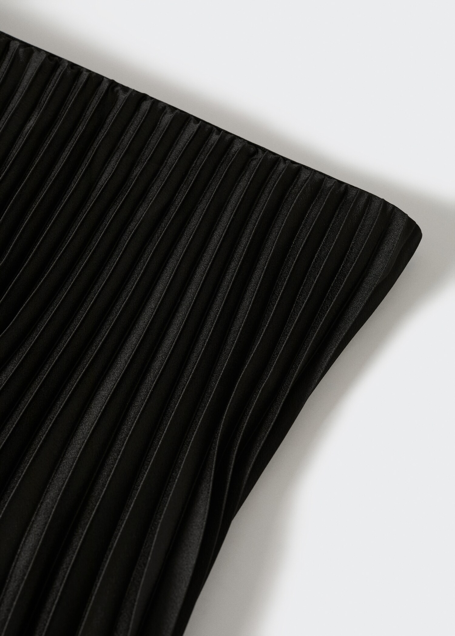Satin pleated skirt - Details of the article 8