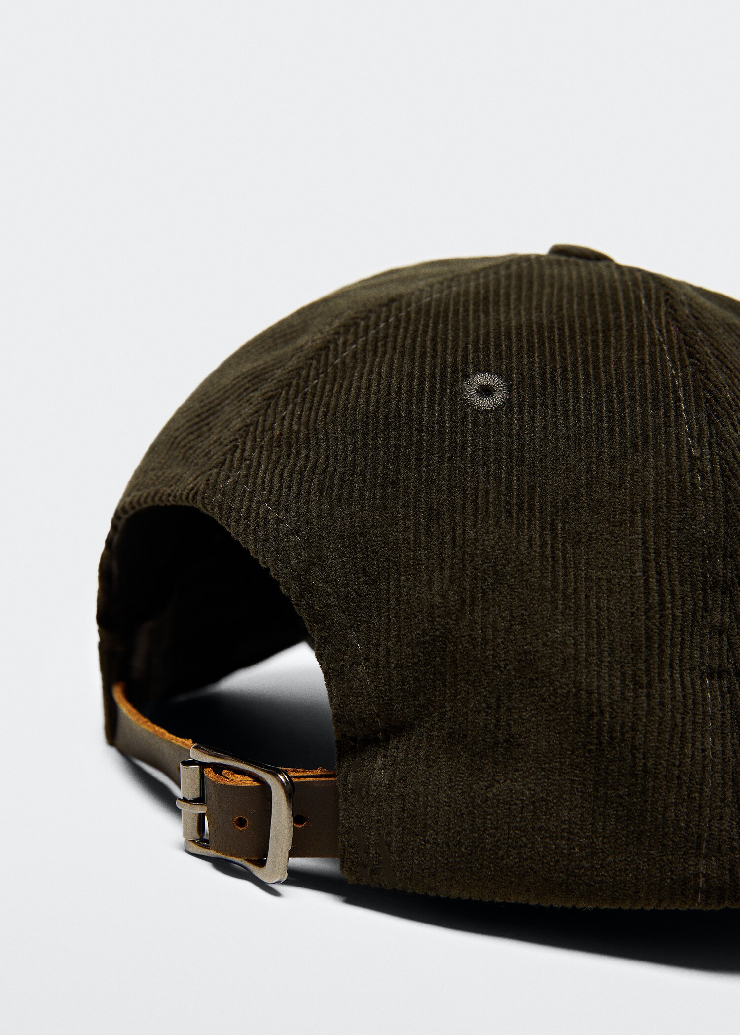 Corduroy cap - Details of the article 1