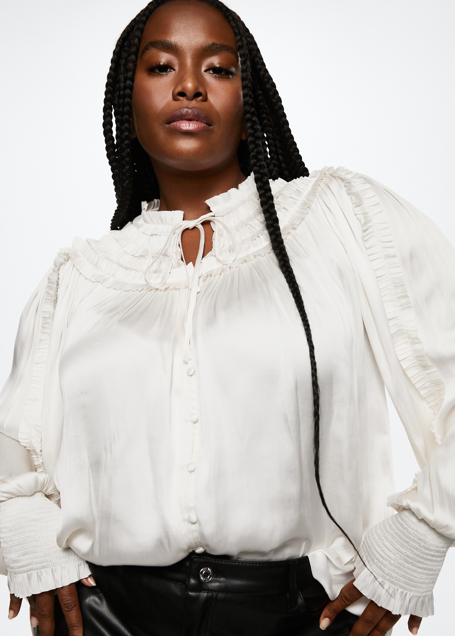 Blusa satinada volantes - Detalle del artículo 5
