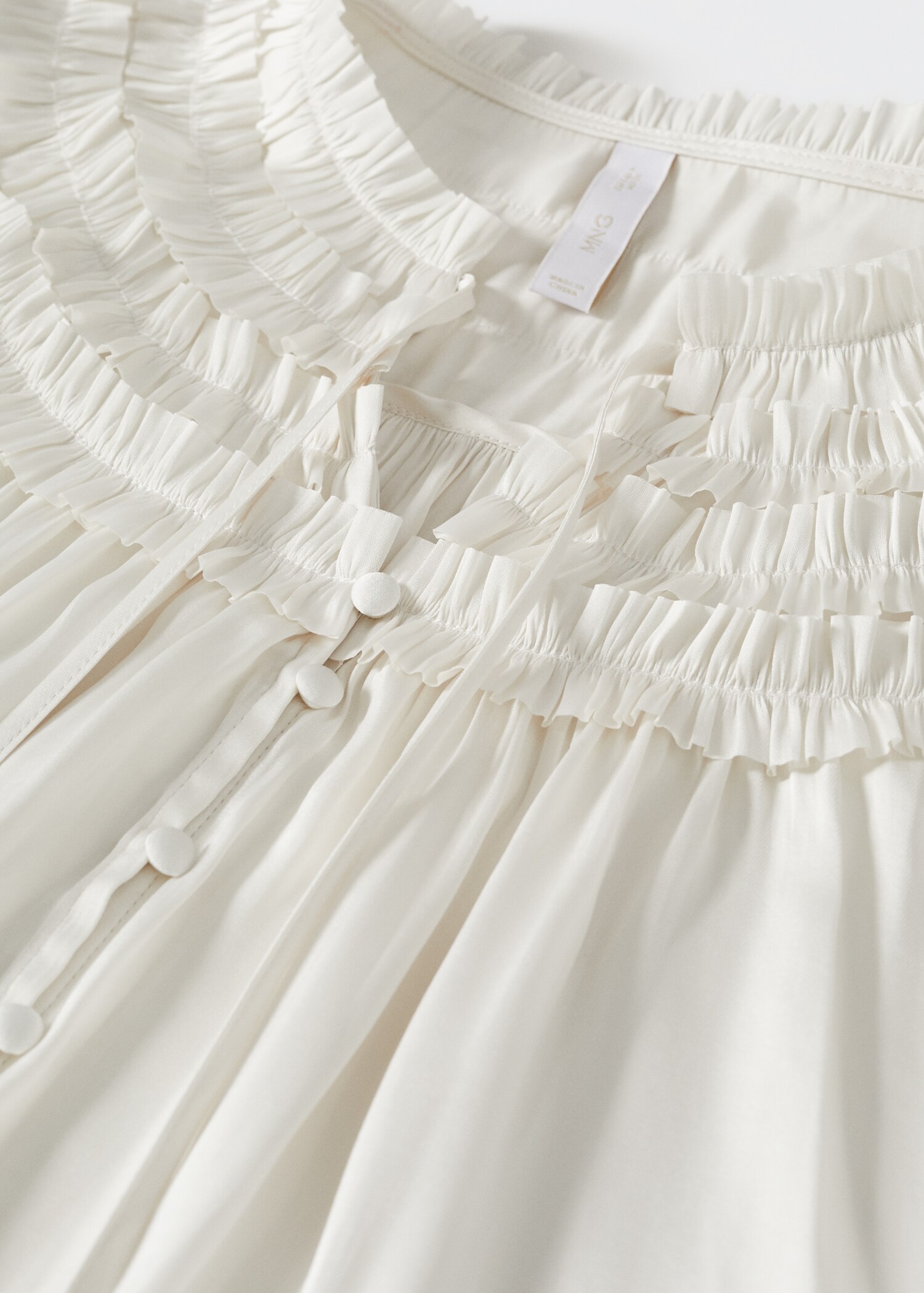 Blusa satinada volantes - Detalle del artículo 8