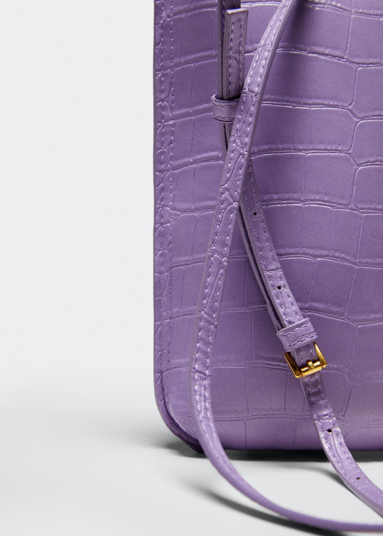 Crocodile-effect cell phone case - Details of the article 5