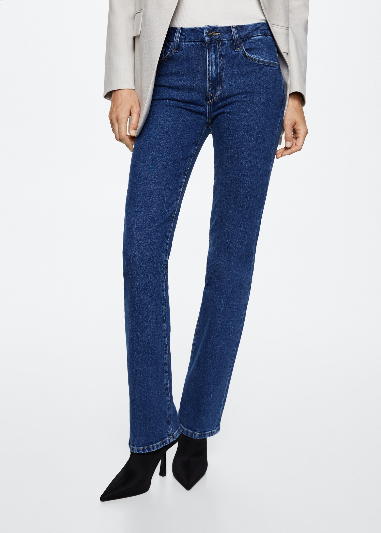 Jean droit taille normale - Plan moyen