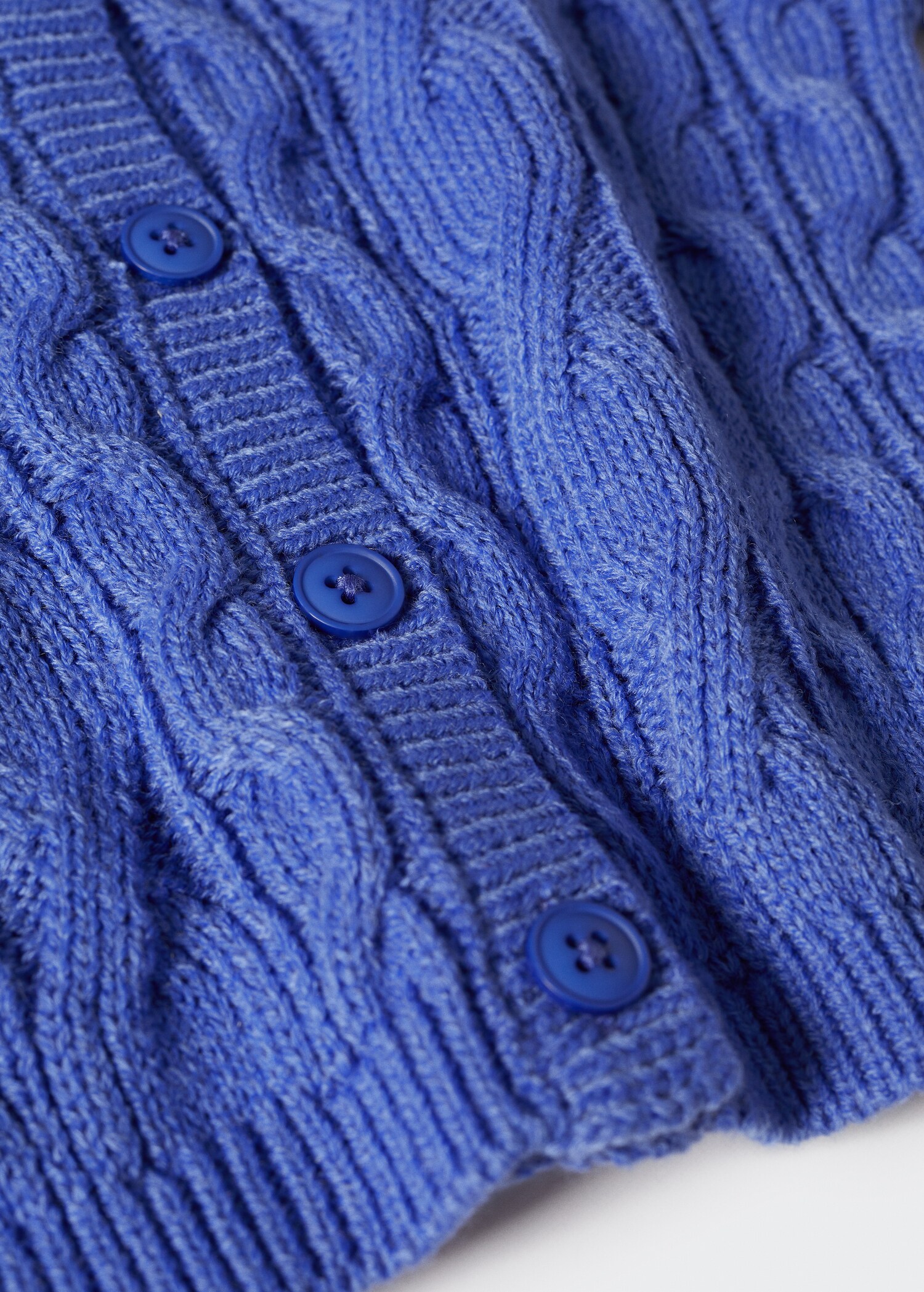 Knitted braided cardigan - Details of the article 8