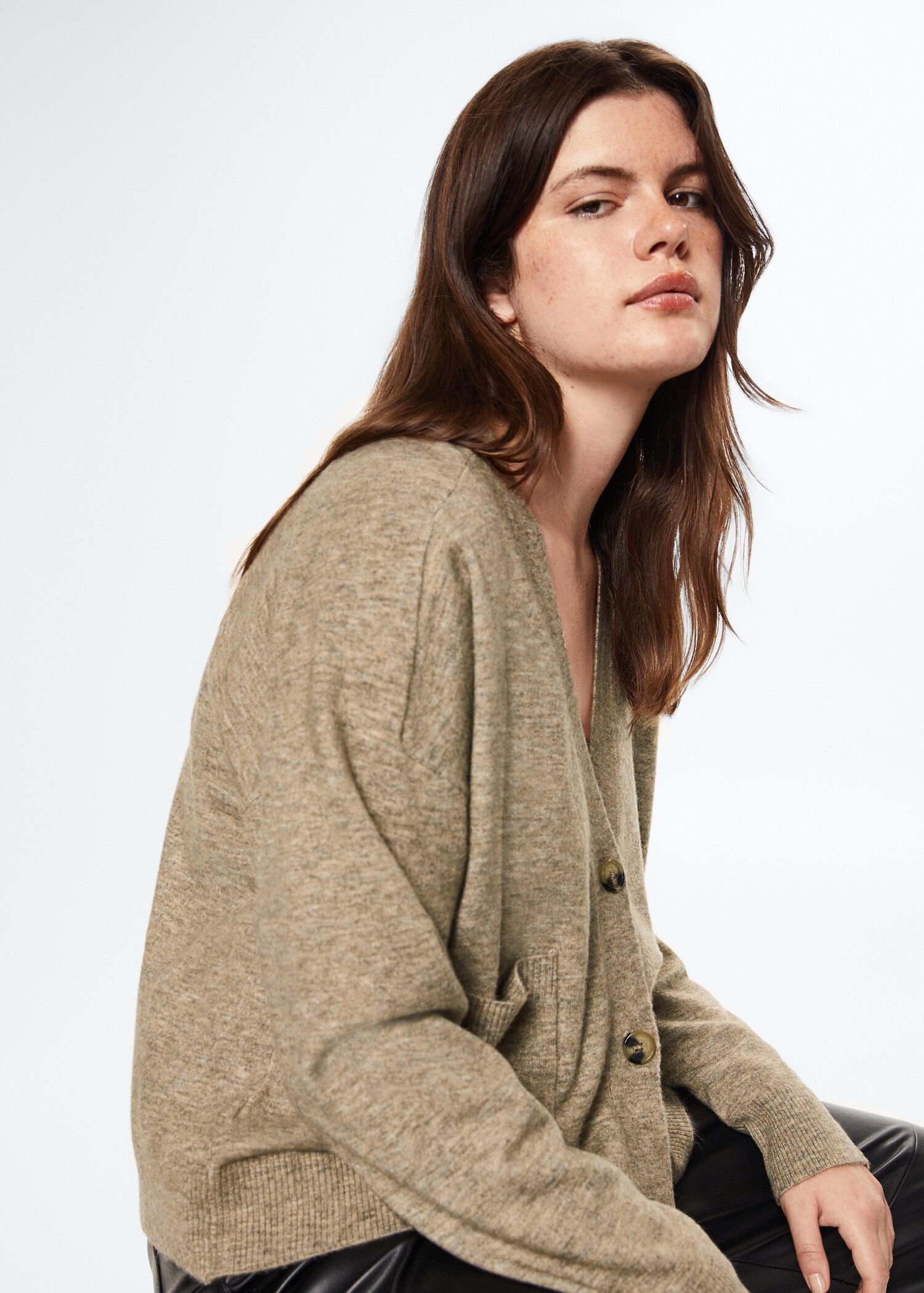 Pocket knit cardigan - Details of the article 4