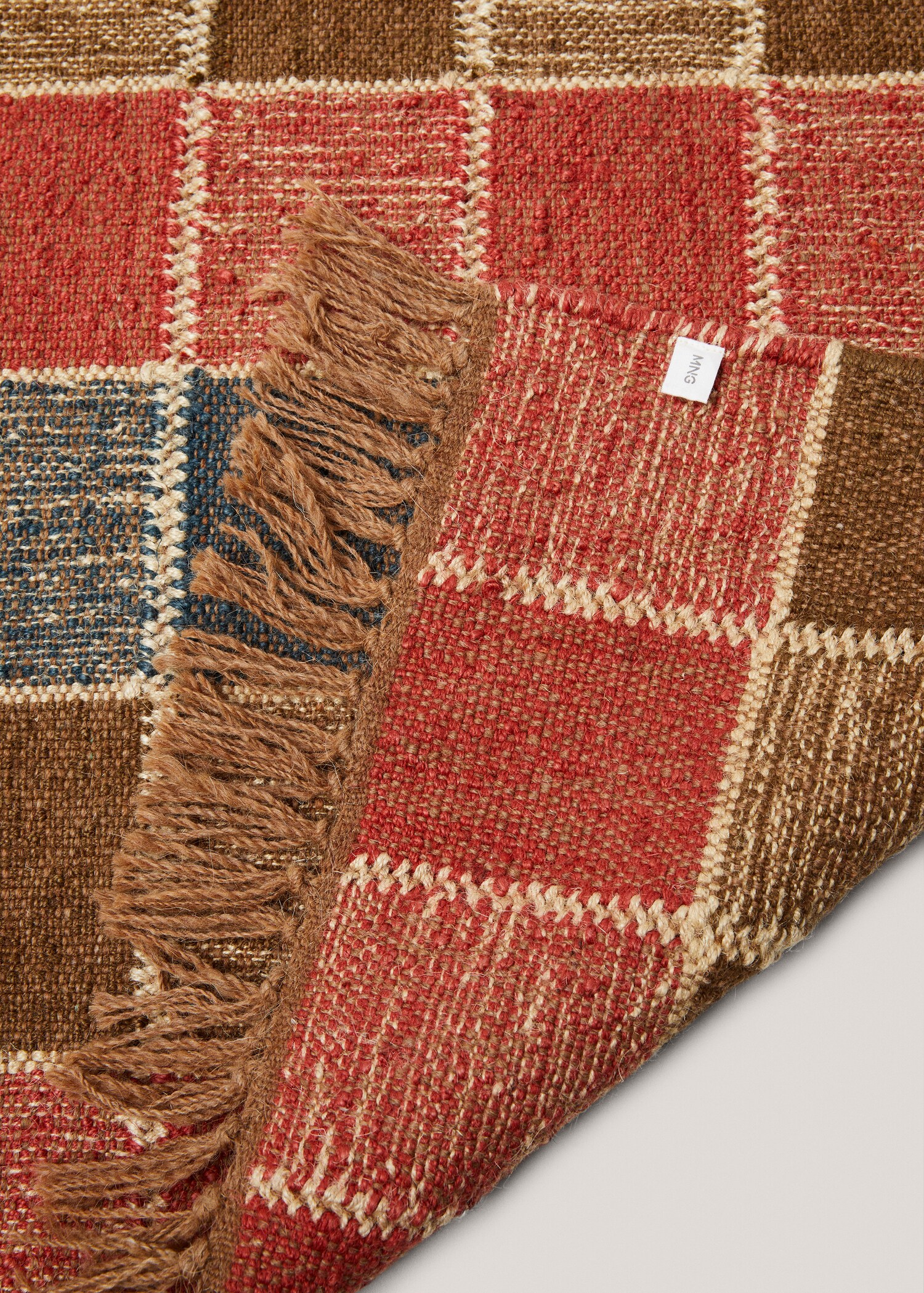 Karirani tepih s resama 60 x 120 cm - Detalji artikla 2