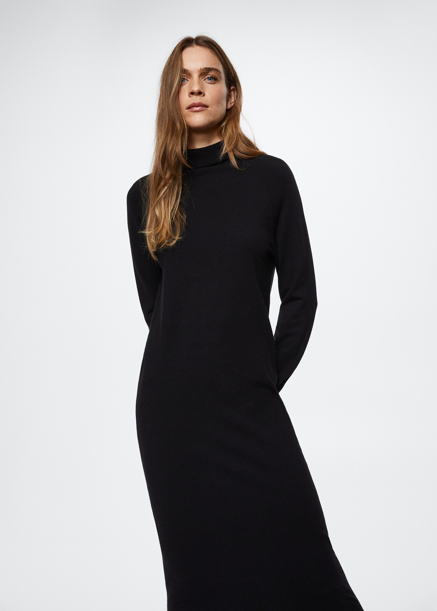 Knitted turtleneck dress - Medium plane